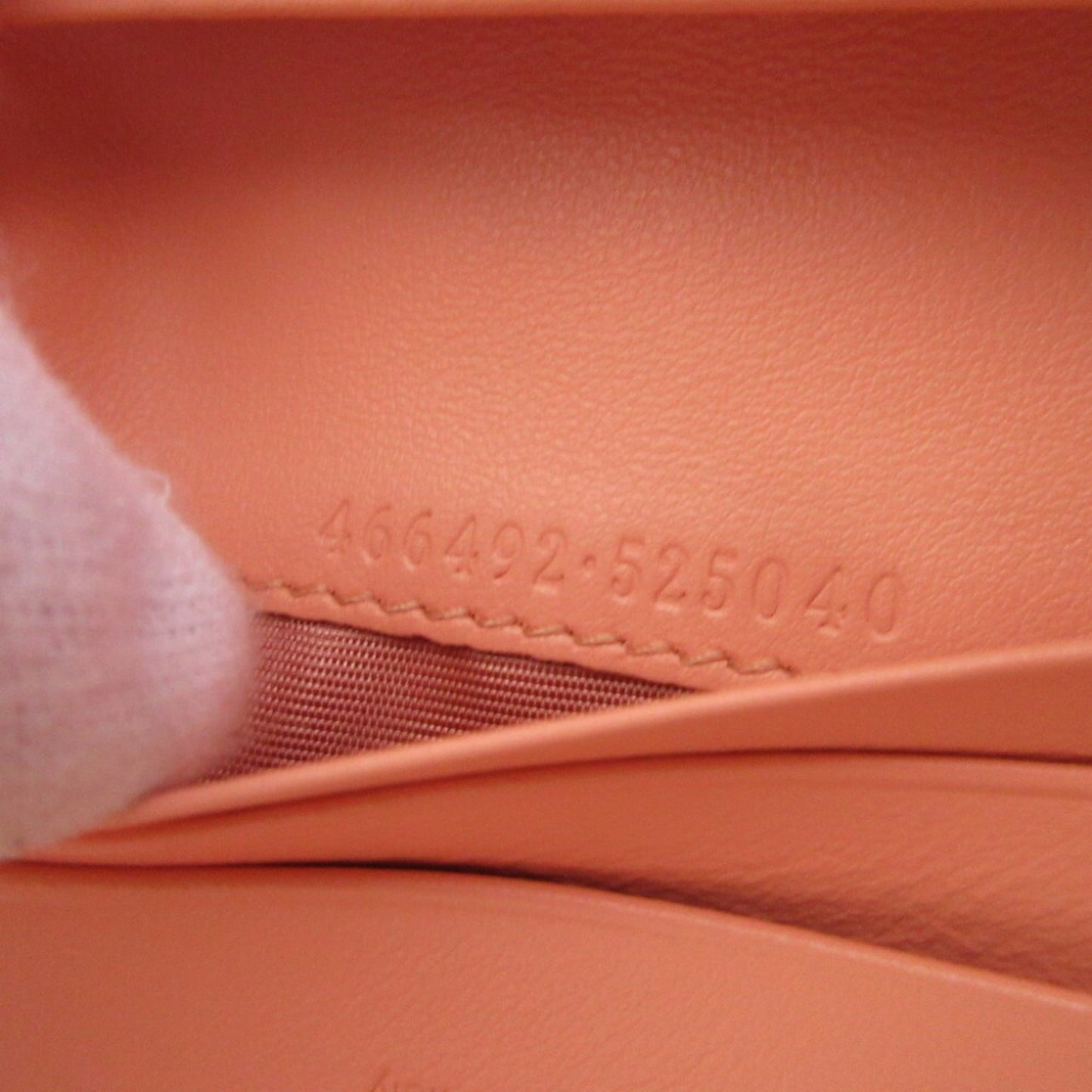 Gucci Pink Leather Wallet (Bi-Fold) ( )