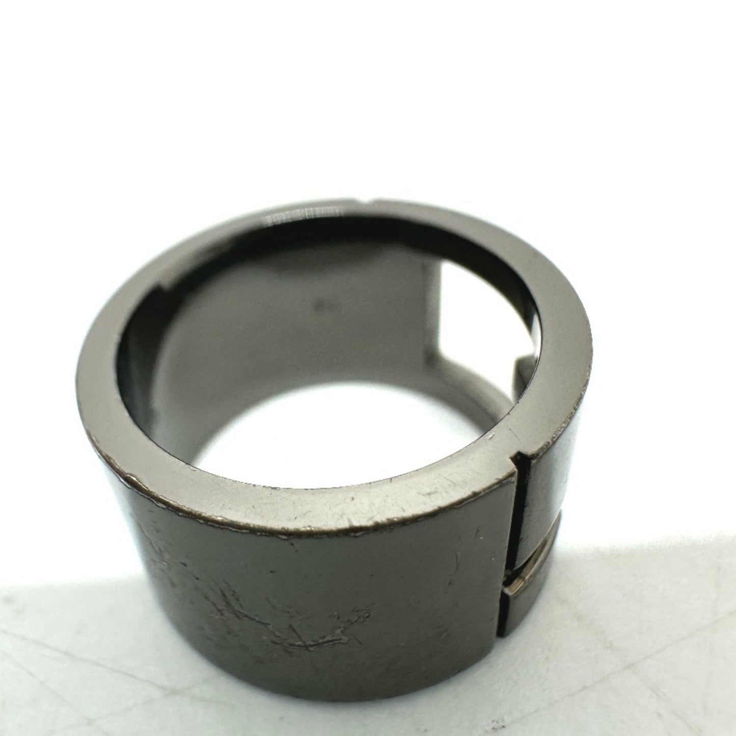 Gucci Black Silver Metal Band Ring ( )
