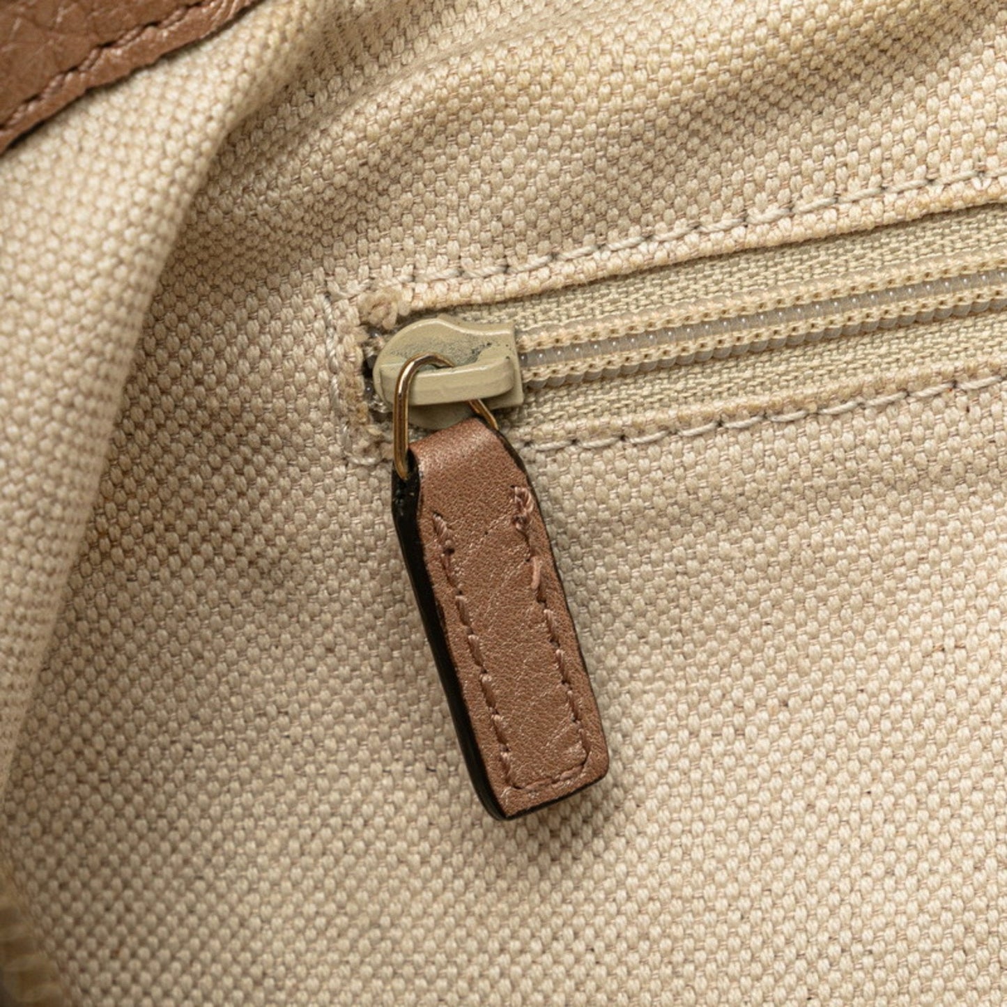 Gucci Sukey Beige Pink Beige Leather Handbag Shoulder Bag ( )