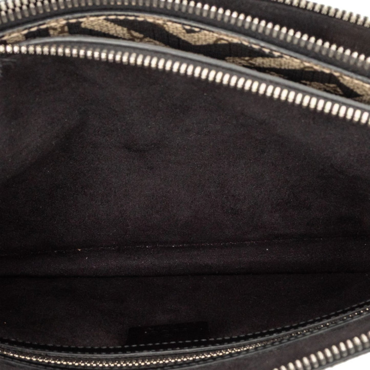 Gucci Beige Black Leather Clutch Bag Shoulder Bag ( )