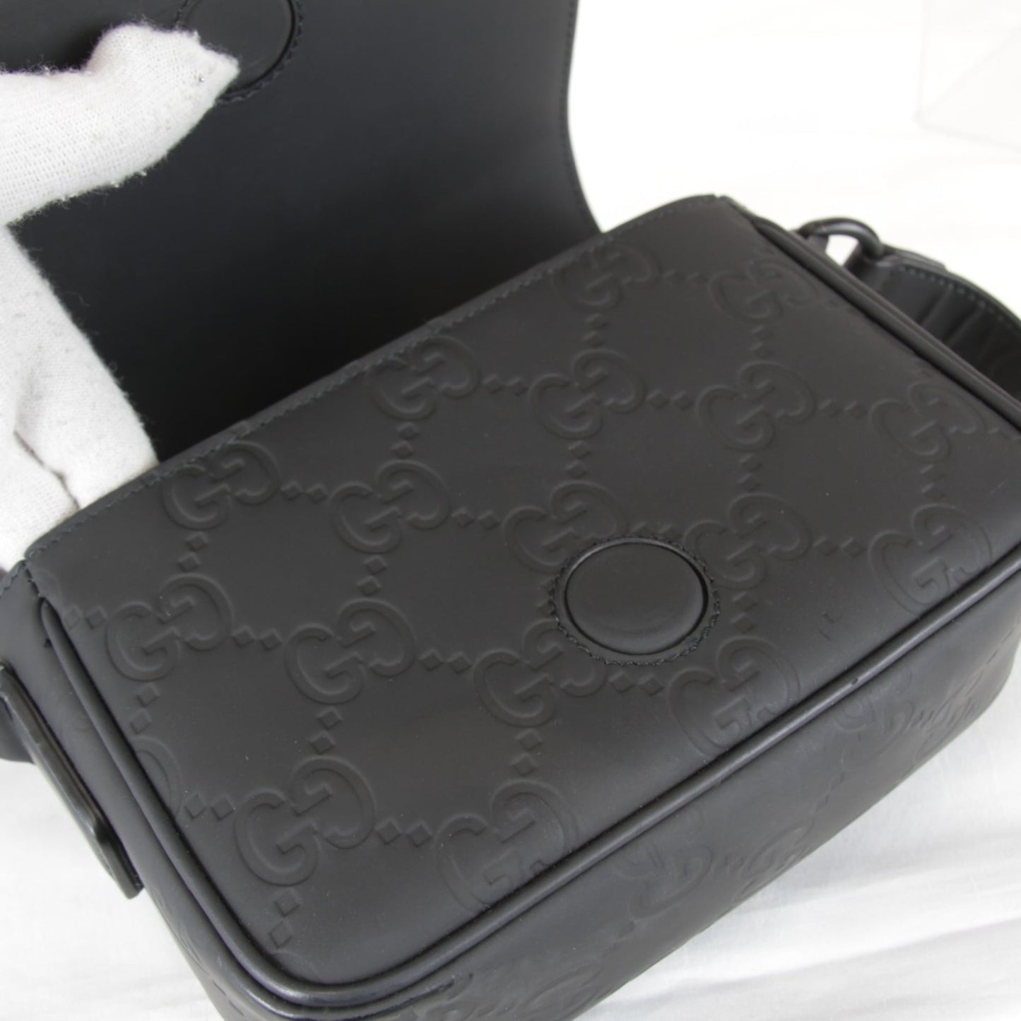 Gucci Black Rubber Shoulder Bag ( )