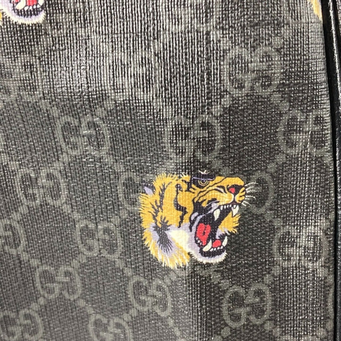 Gucci Black Gg Supreme Backpack ( )