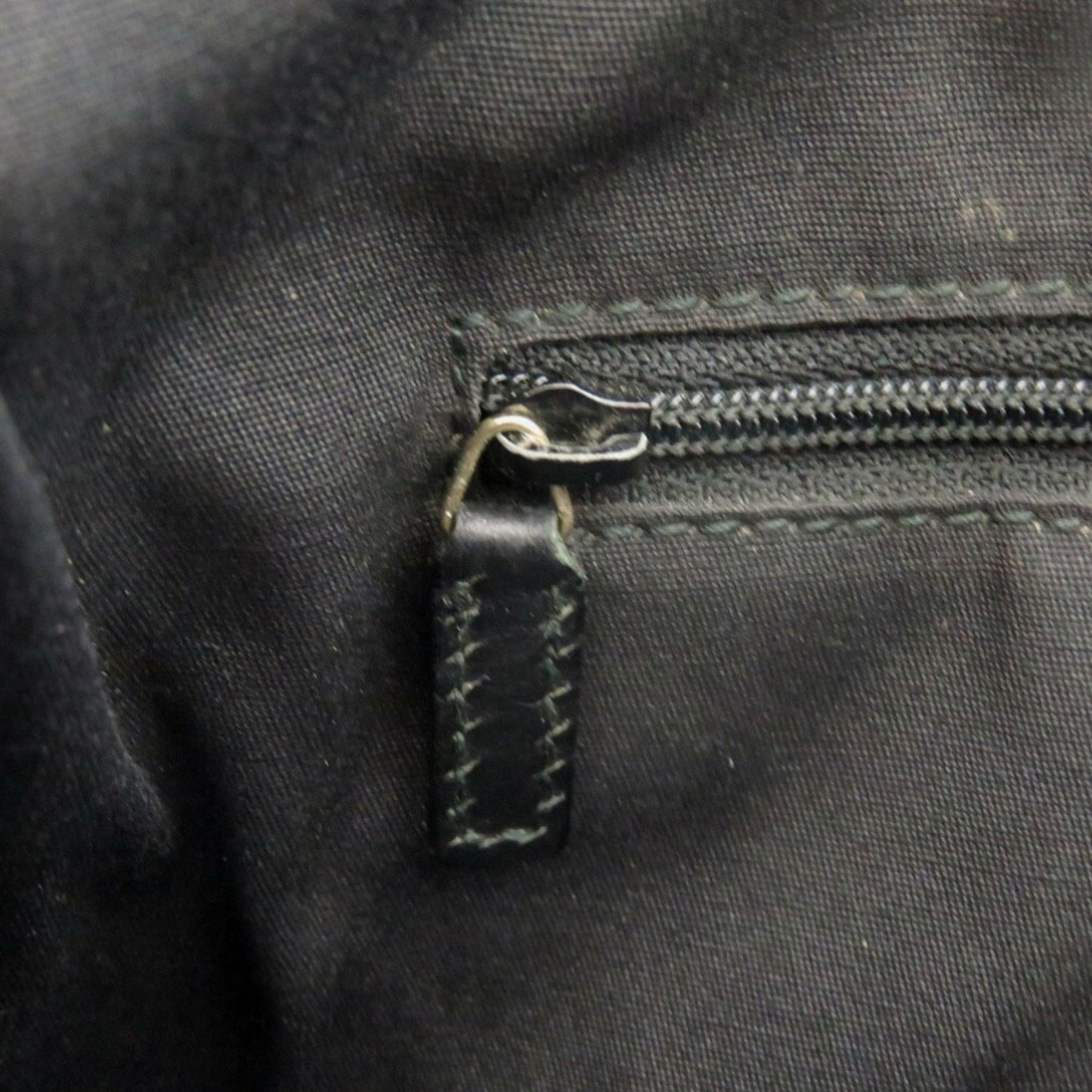 Gucci Black Suede Shoulder Bag ( )