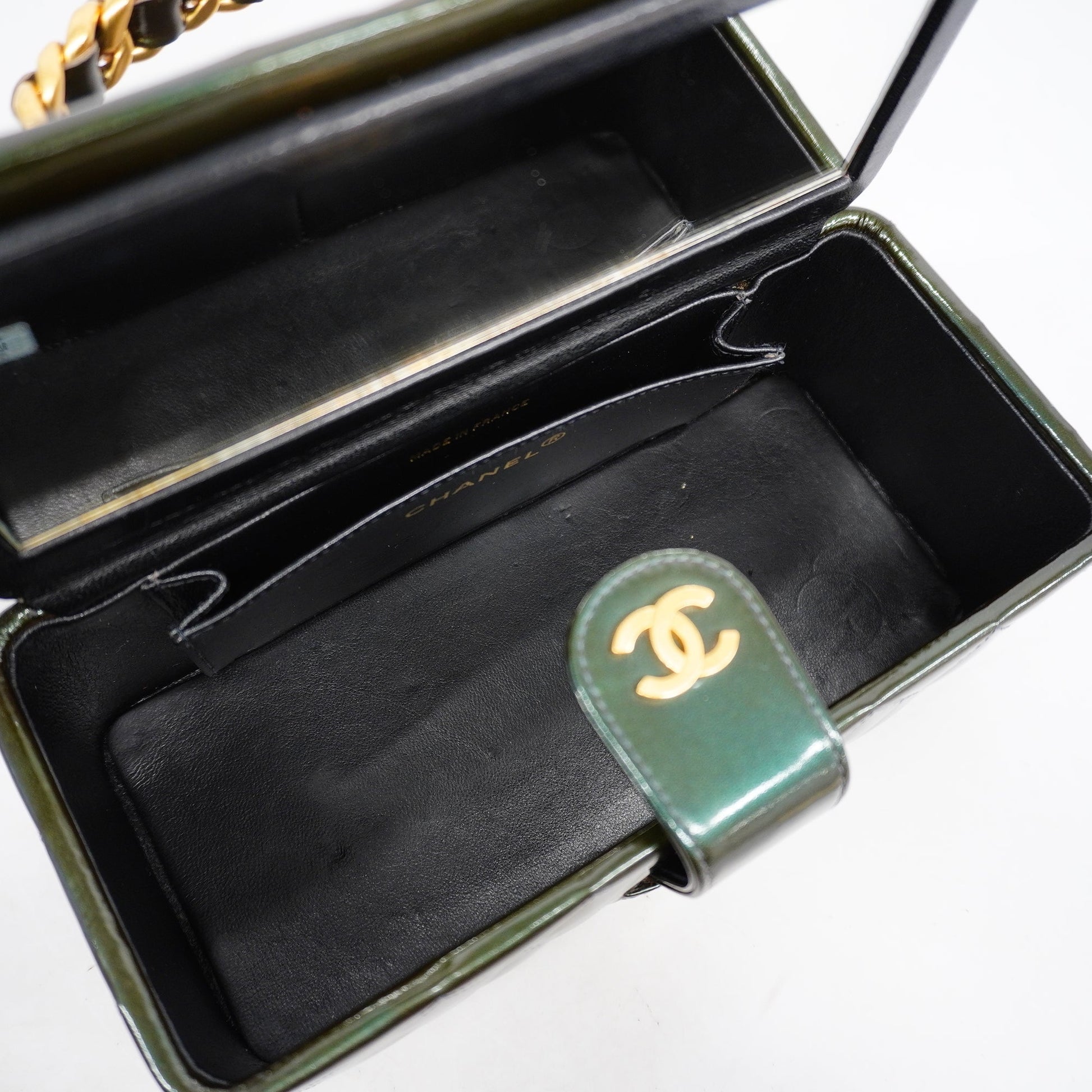Chanel Matelassé Handbag Bag - Ewore Bags