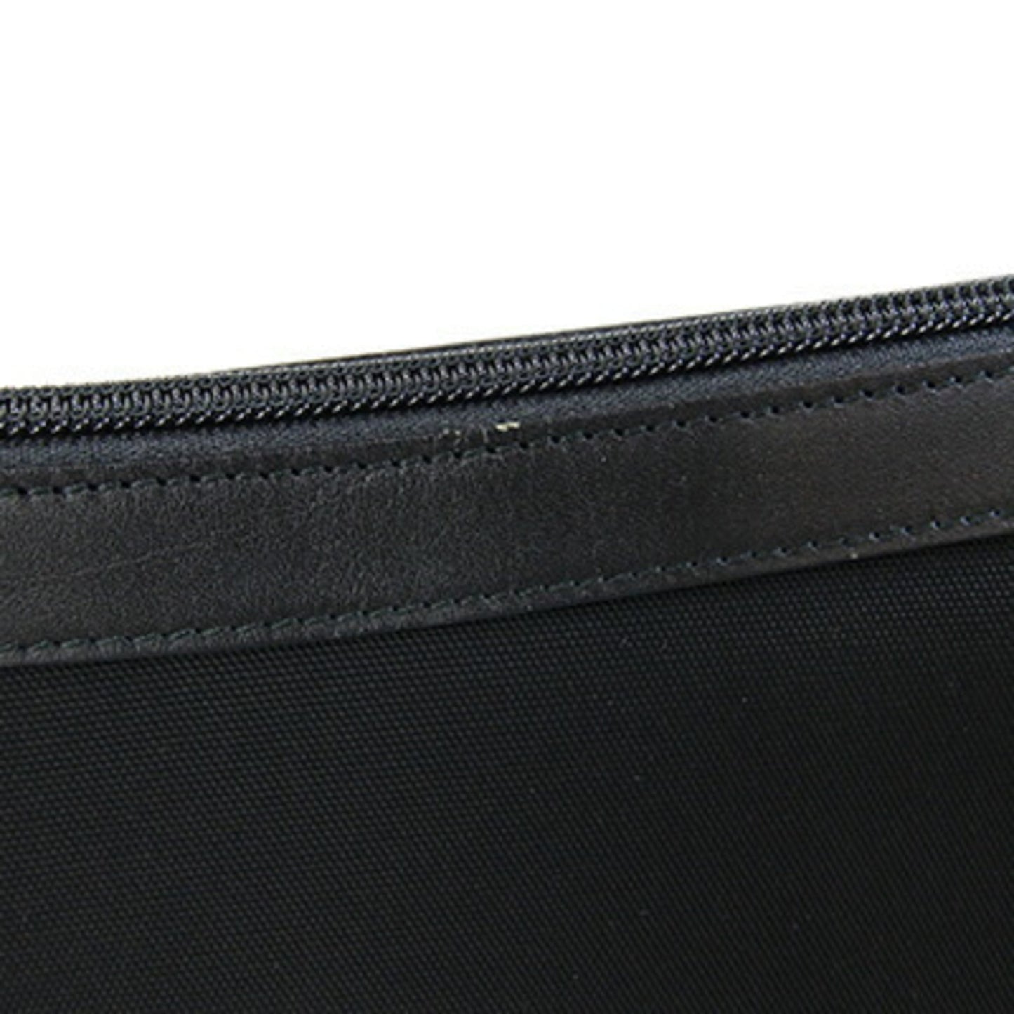 Gucci Black Nylon Canvas Leather Shoulder Bag ( )