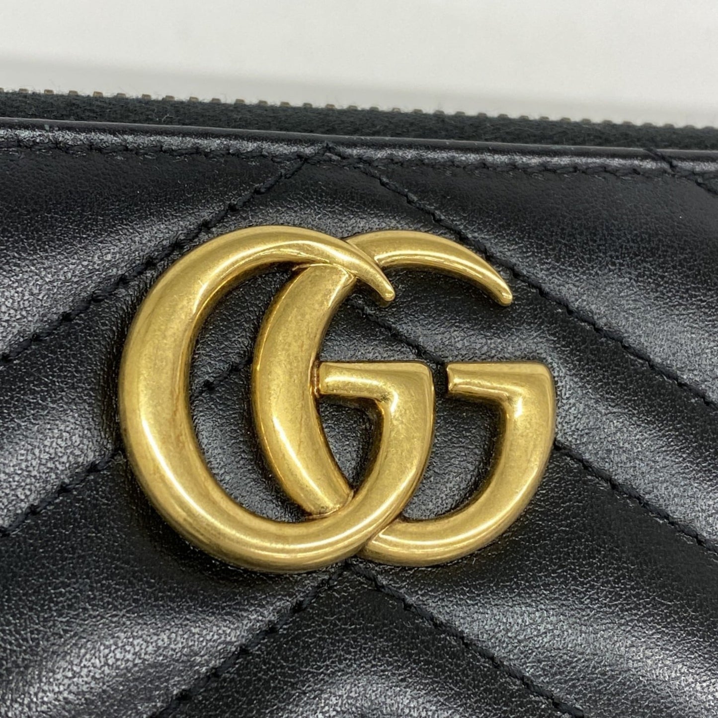 Gucci Black Leather Long Wallet (Bi-Fold) ( )