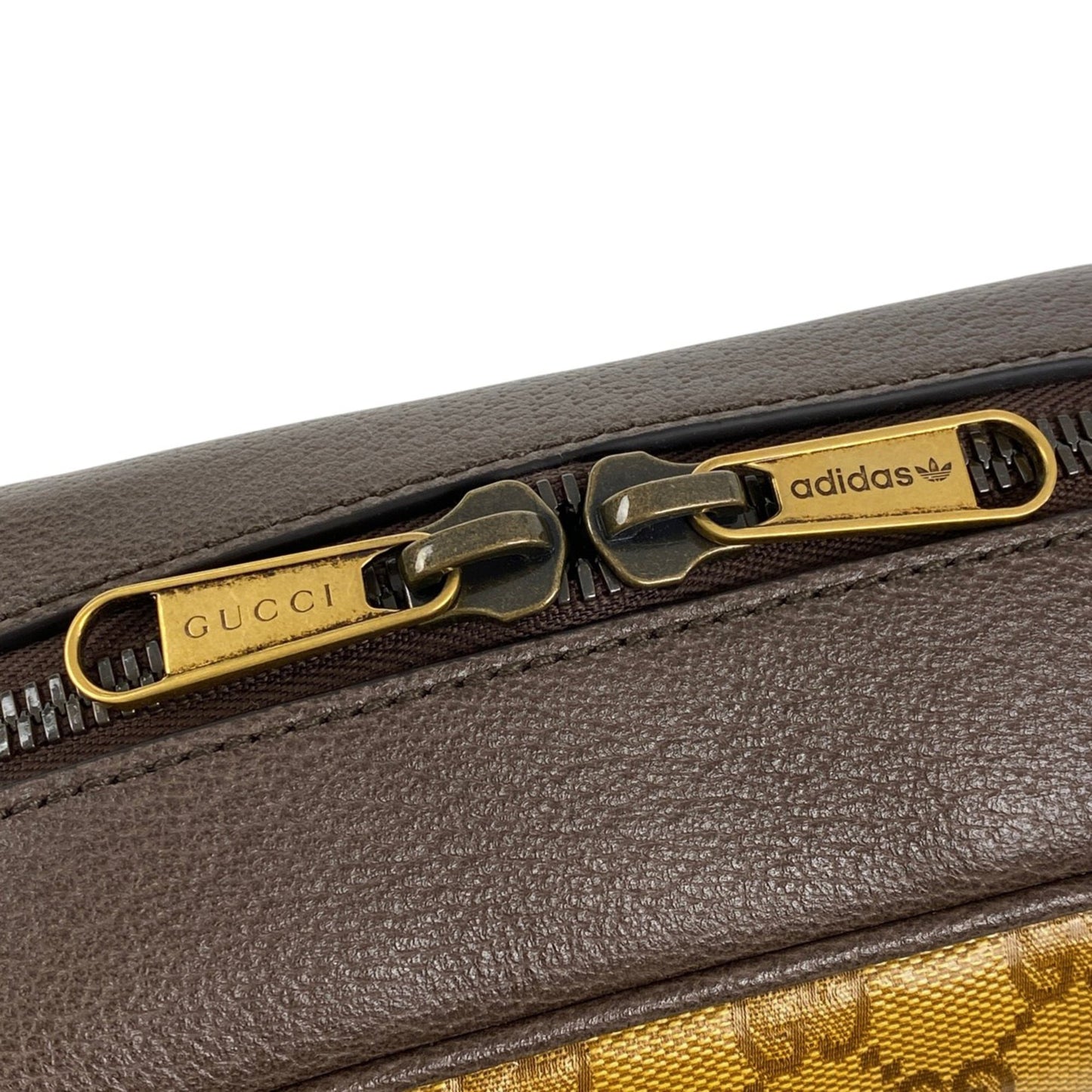 Gucci Brown Coated Canvas Leather Shoulder Bag ( )