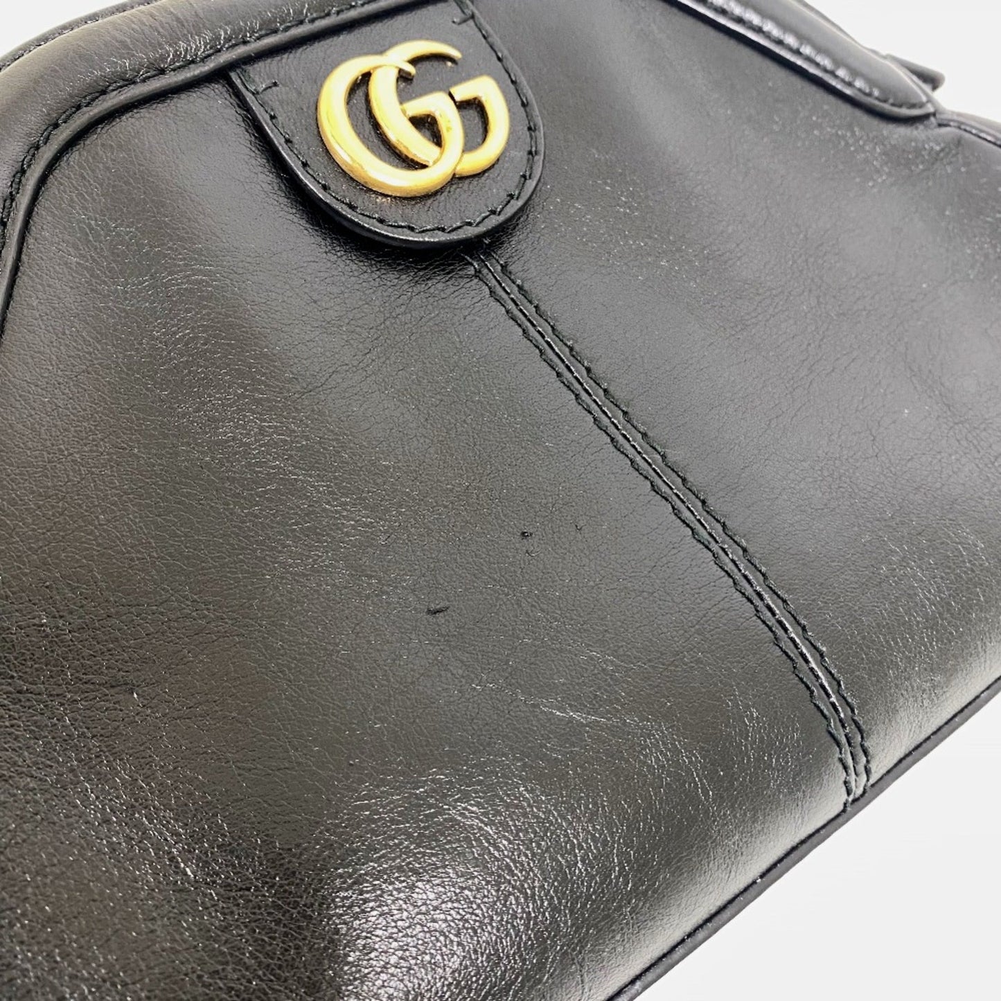 Gucci Black Leather Shoulder Bag ( )