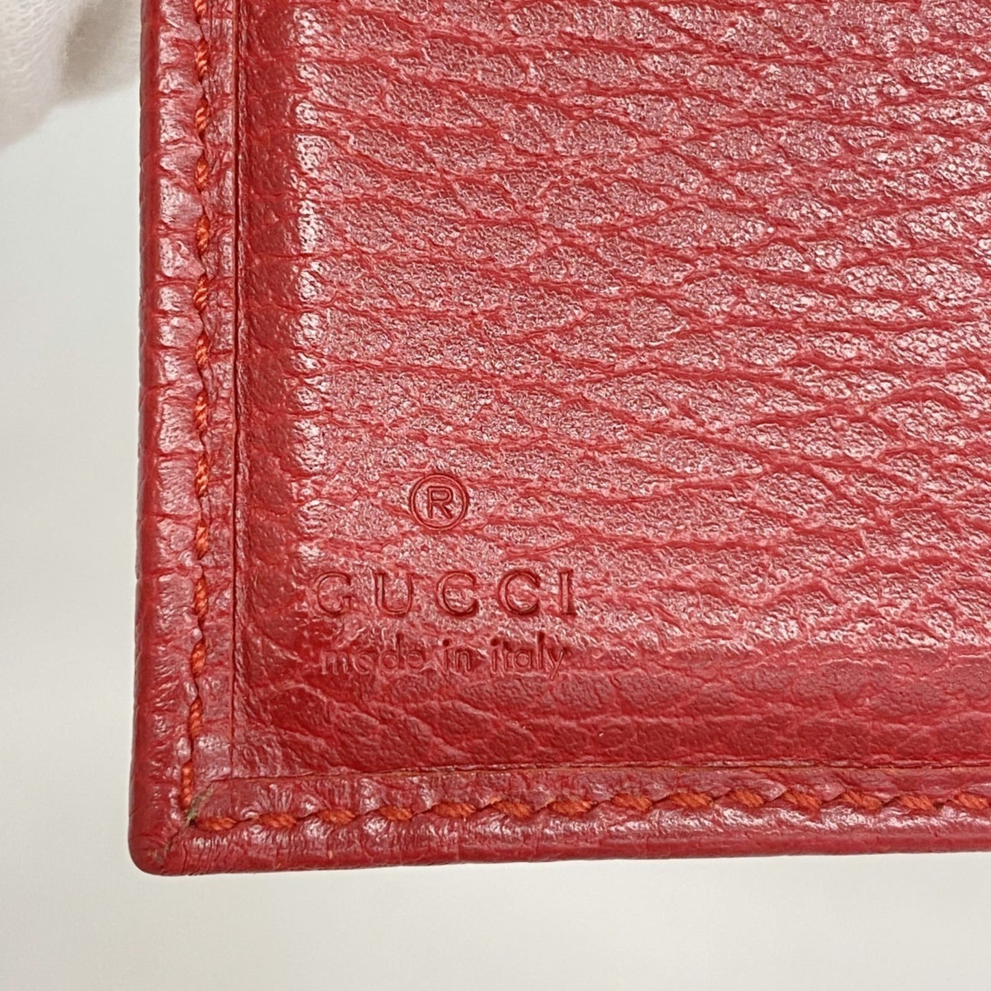Gucci Red Color Leather Wallet (Tri-Fold) ( )