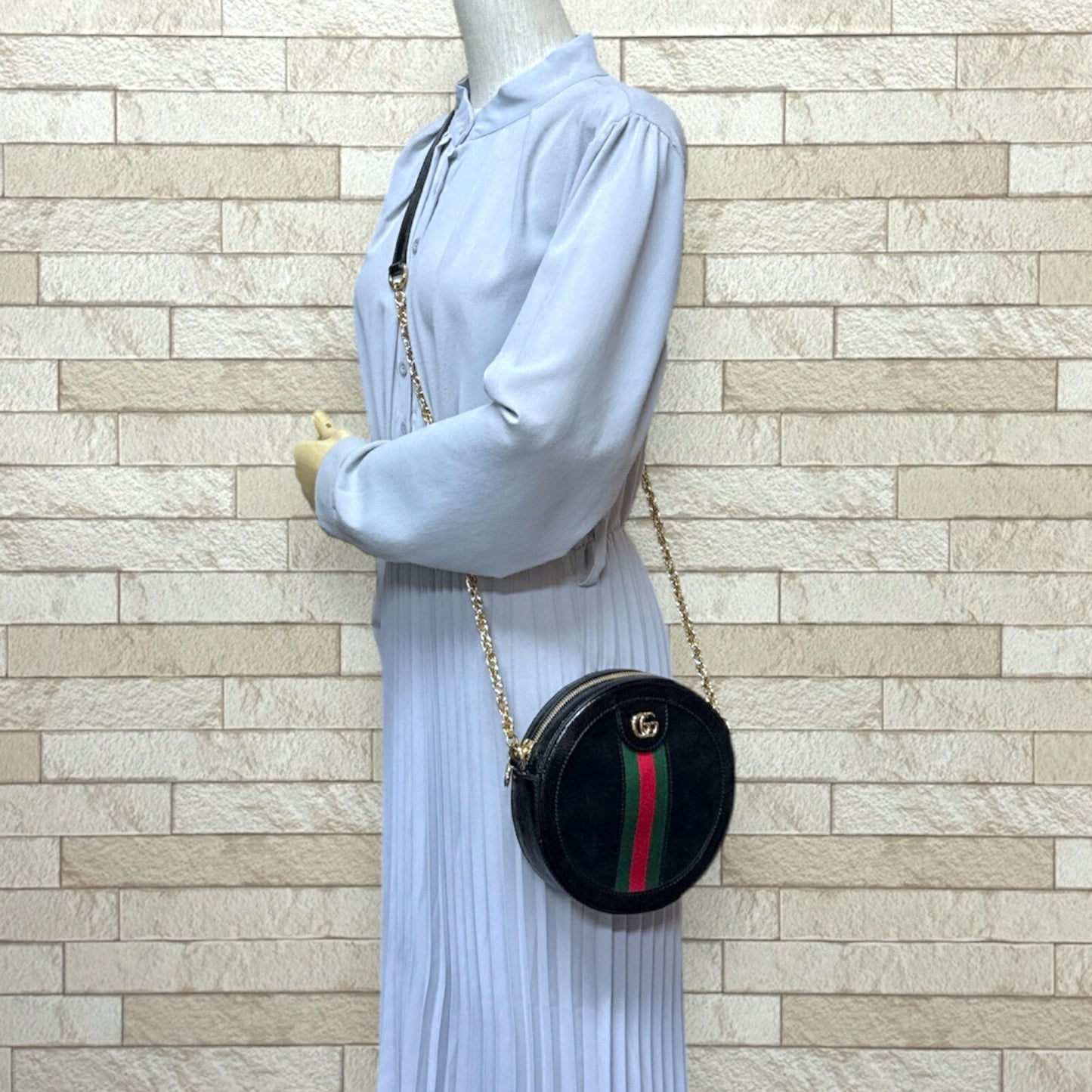 Gucci Black Patent Leather Suede Shoulder Bag ( )