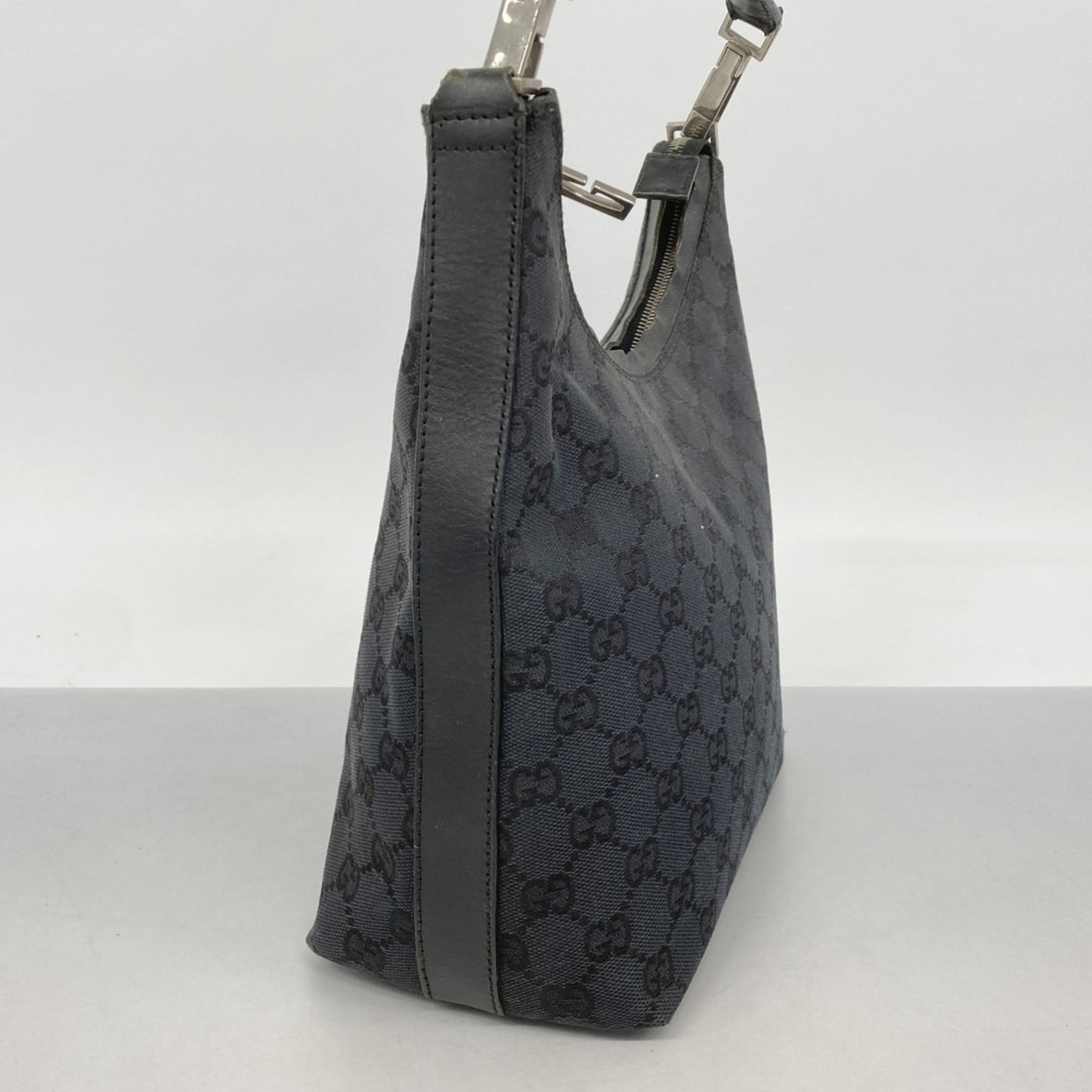 Gucci Black Canvas Shoulder Bag ( )