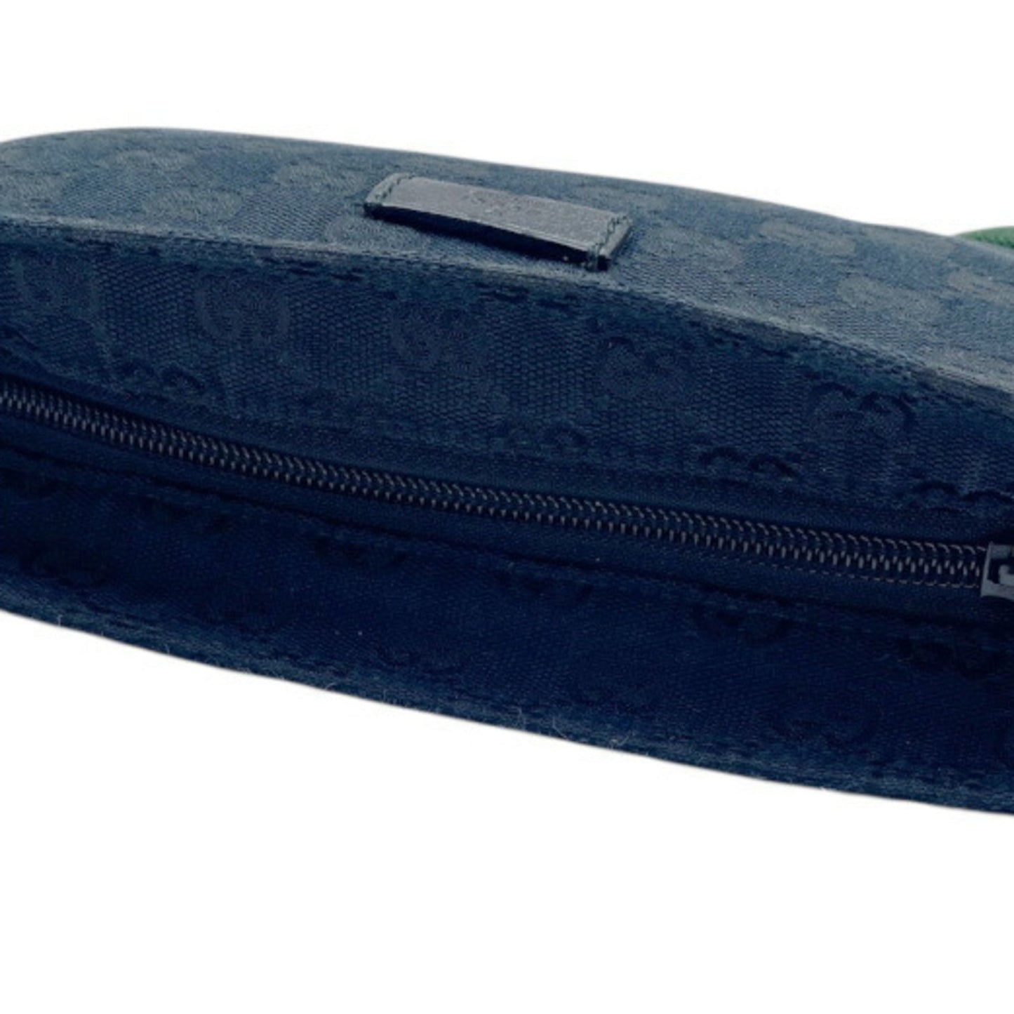Gucci Black Gg Canvas Shoulder Bag ( )