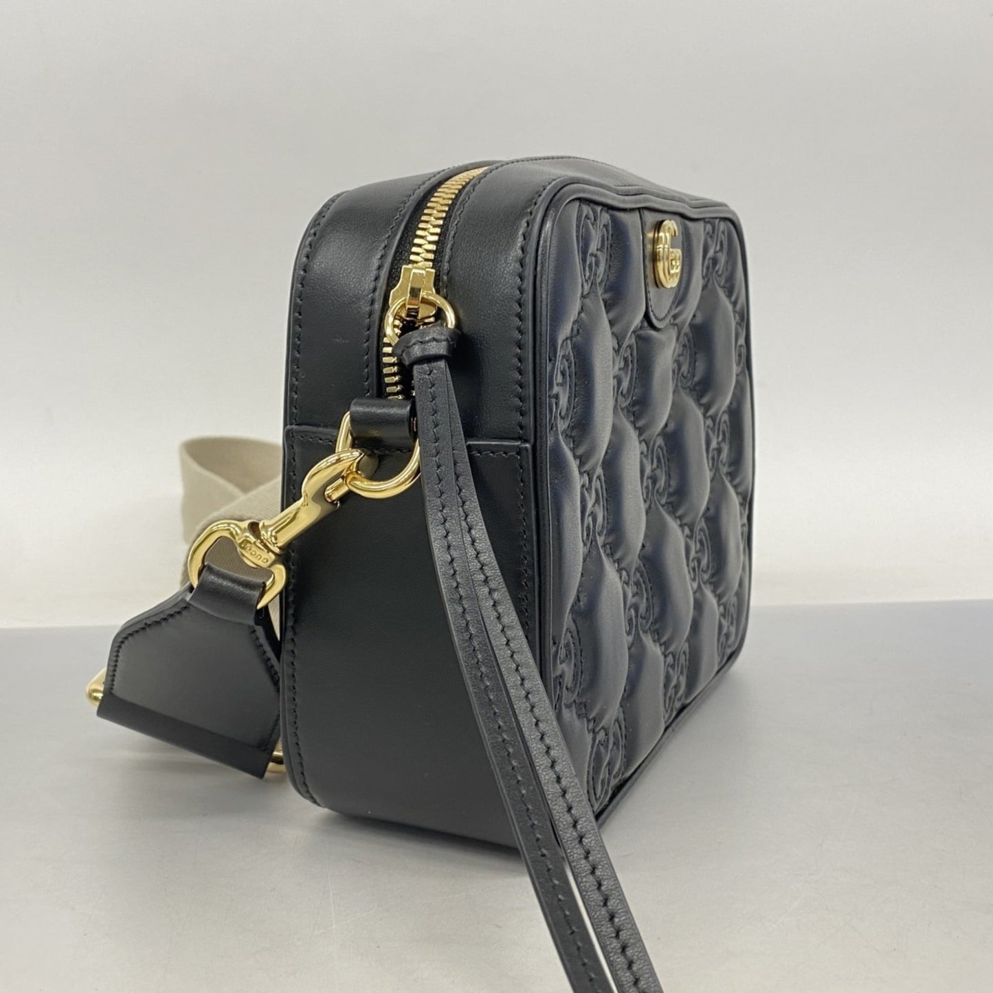 Gucci Black Leather Shoulder Bag ( )