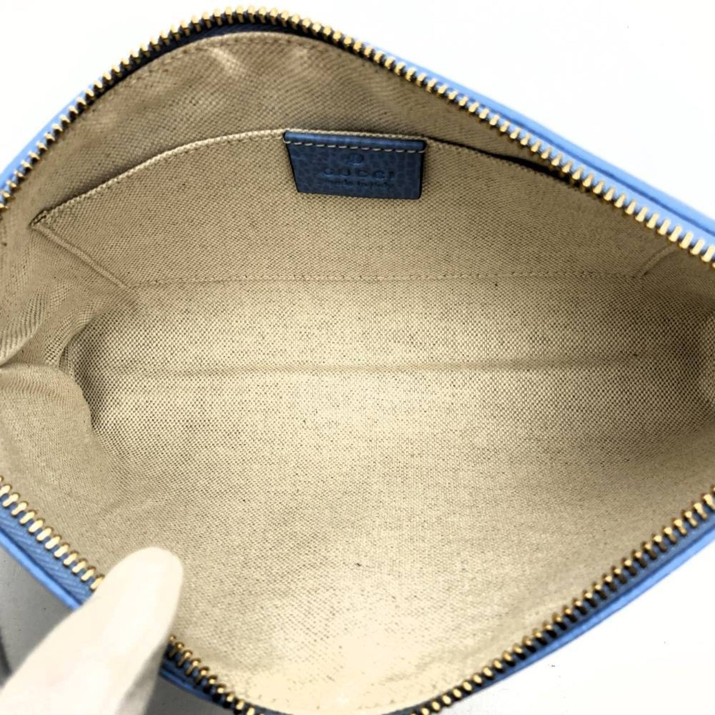Gucci Blue Light Blue Leather Pouch ( )