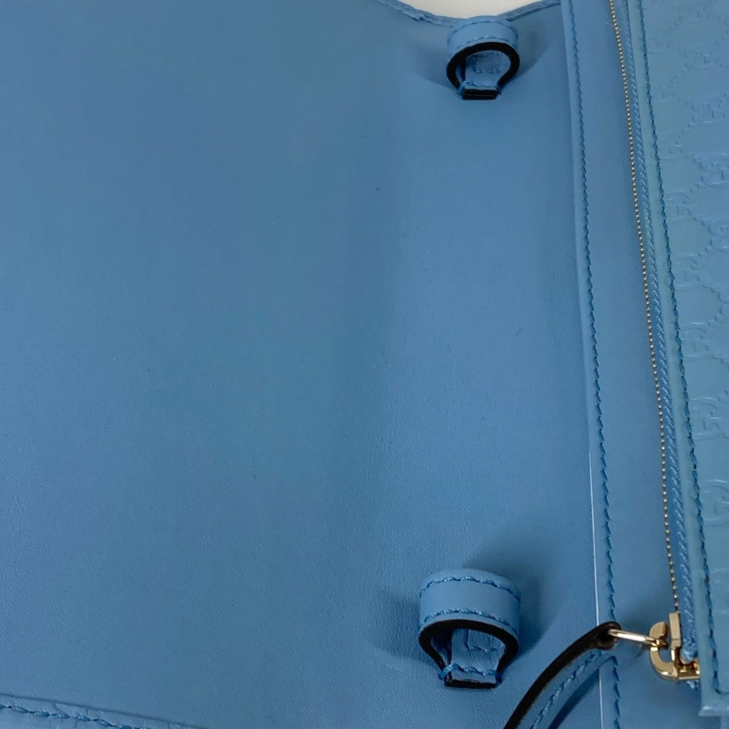 Gucci Blue Leather Chain/Shoulder Wallet ( )