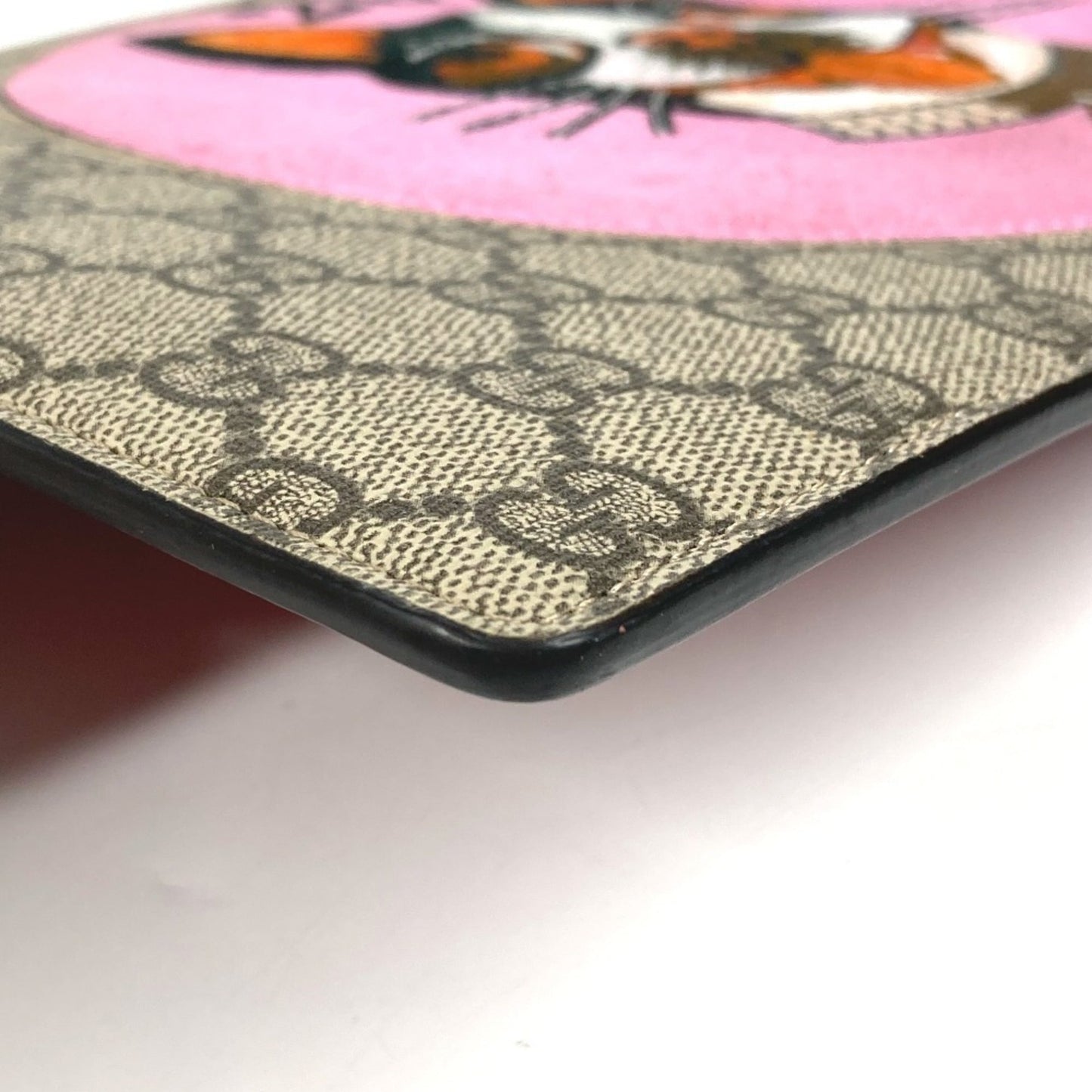 Gucci Beige Red Color Gg Supreme Clutch Bag ( )
