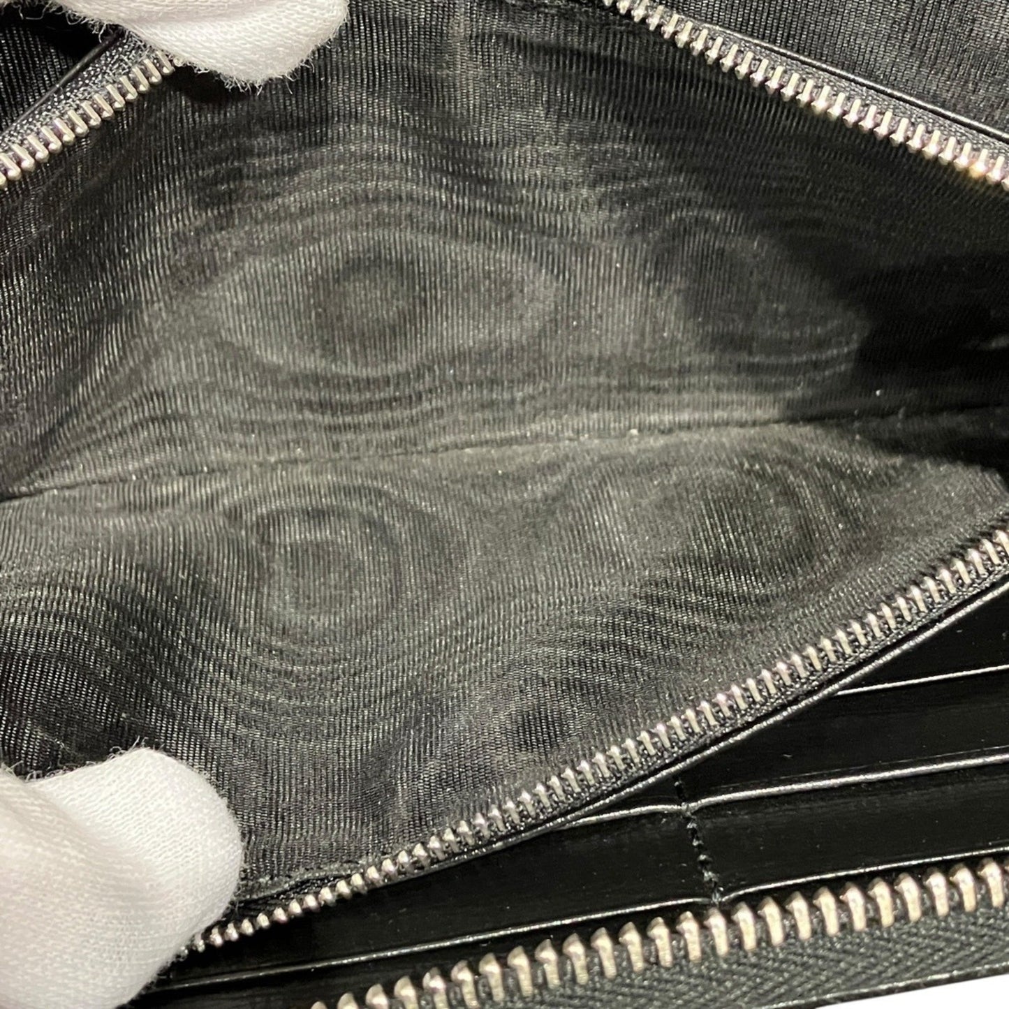 Gucci Black Gg Supreme Long Wallet (Bi-Fold) ( )