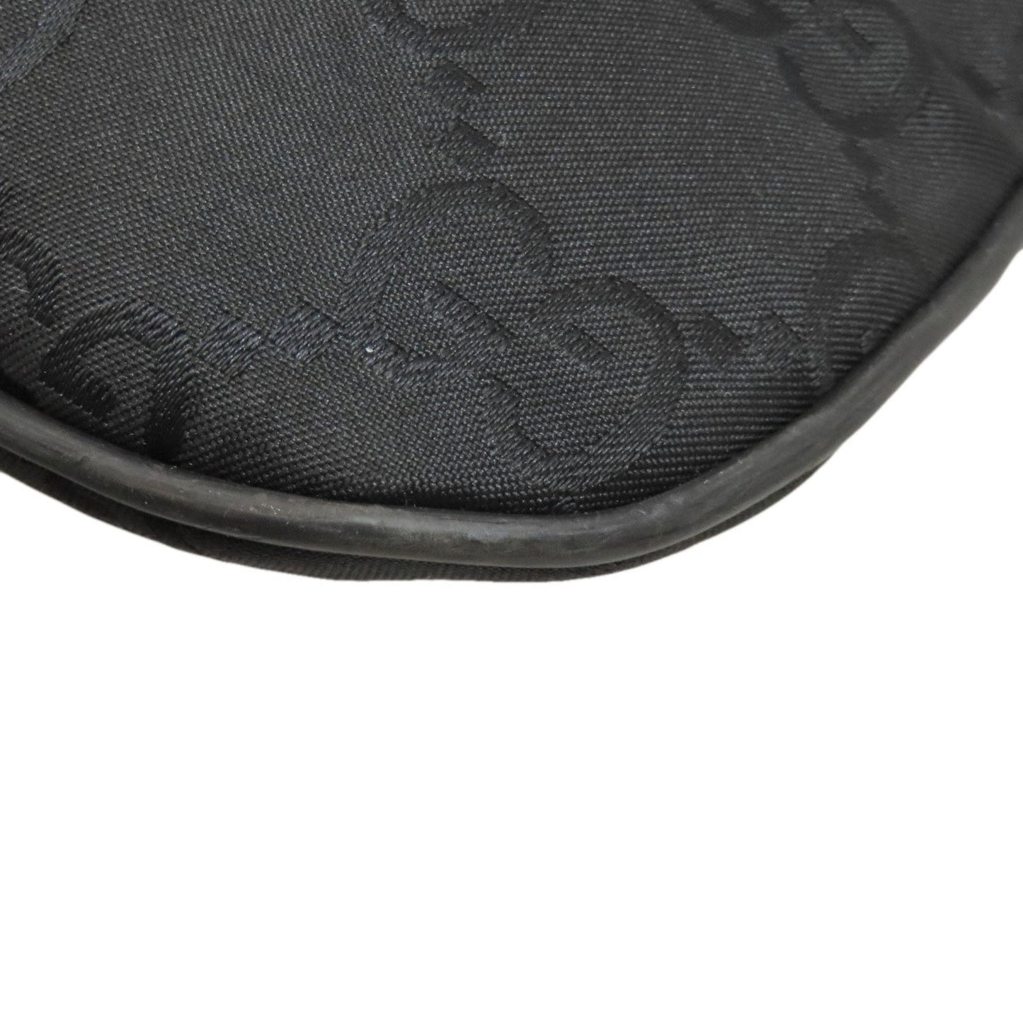 Gucci Black Nylon Shoulder Bag ( )