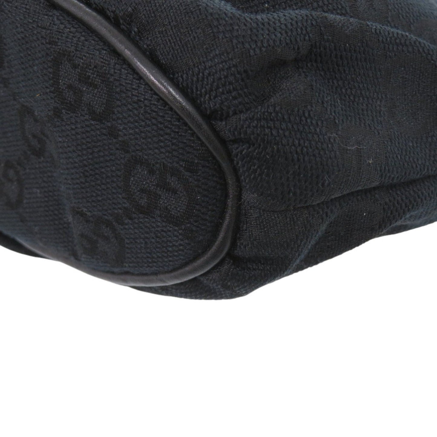 Gucci Black Gg Canvas Handbag ( )