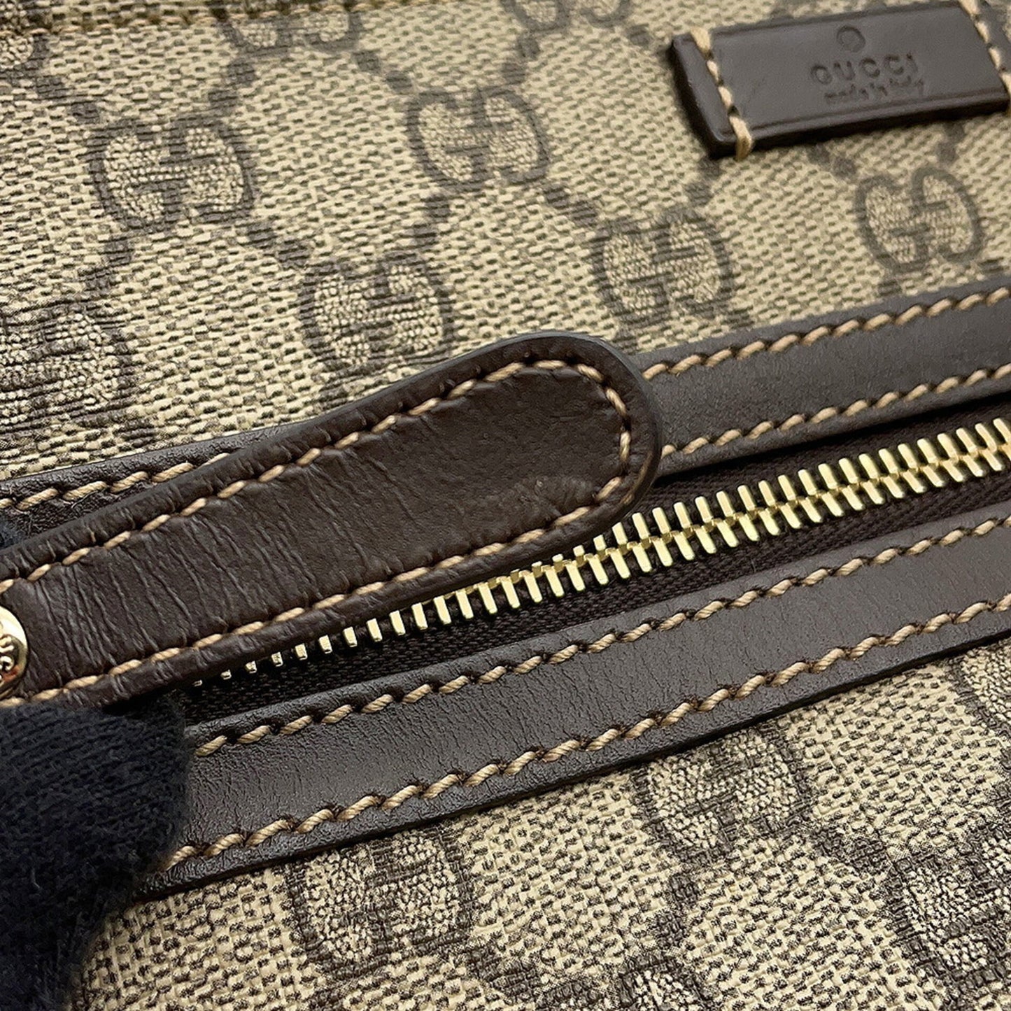 Gucci Brown Gg Supreme Leather Shoulder Bag ( )