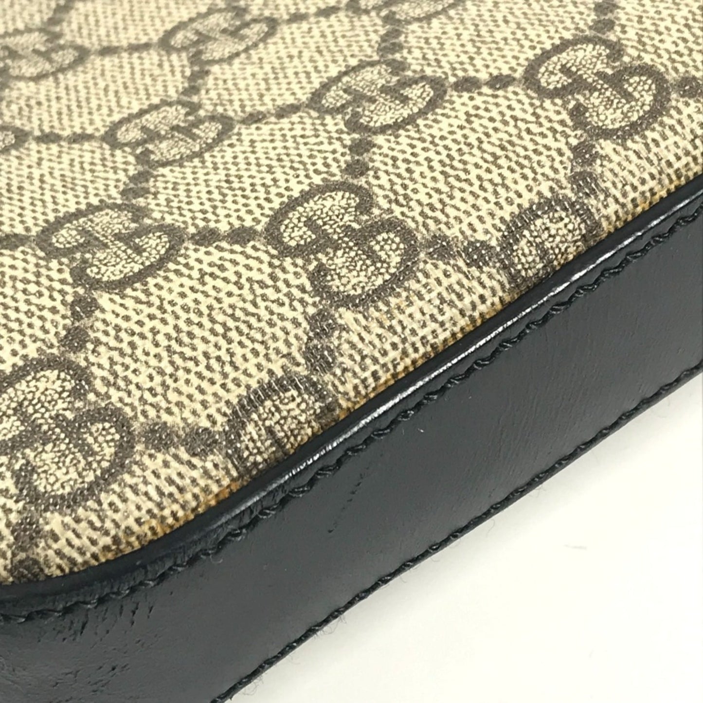 Gucci Beige Black Gg Supreme Leather Messenger Bag Shoulder Bag ( )