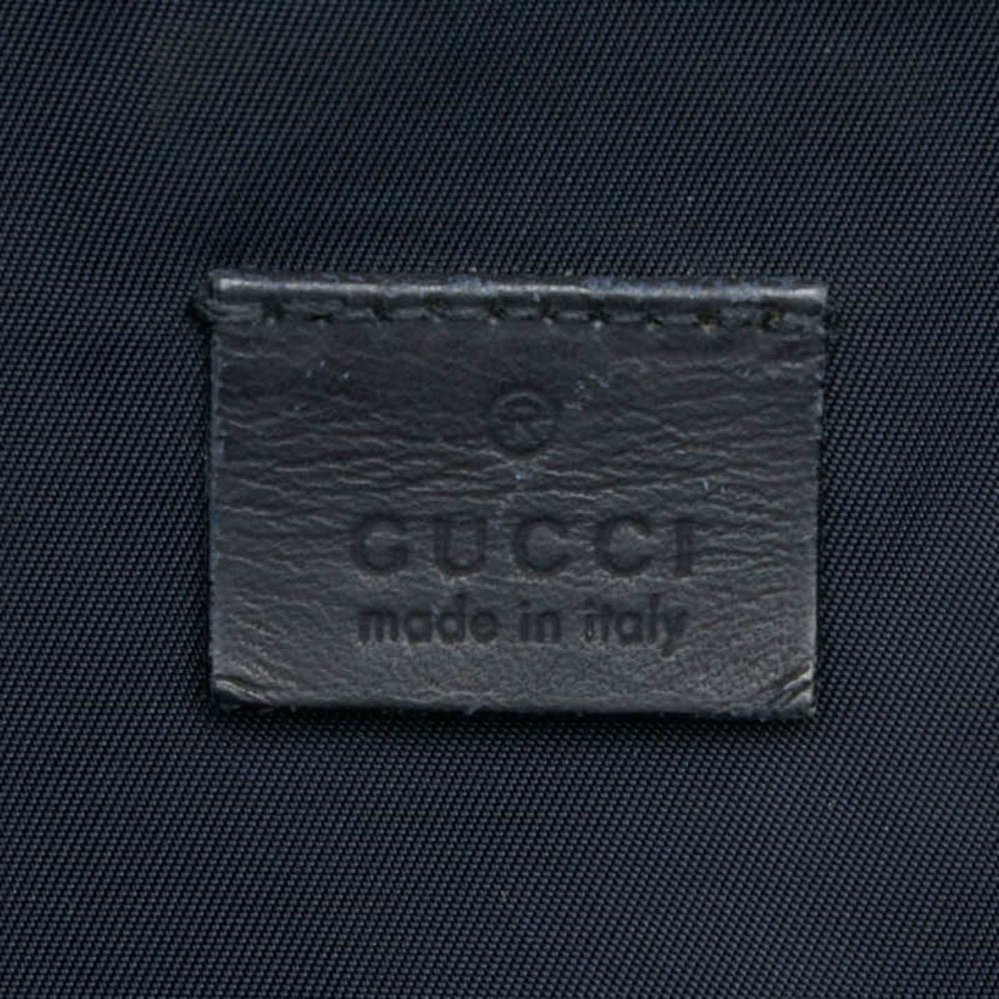 Gucci Black Leather Sling Bag ( )