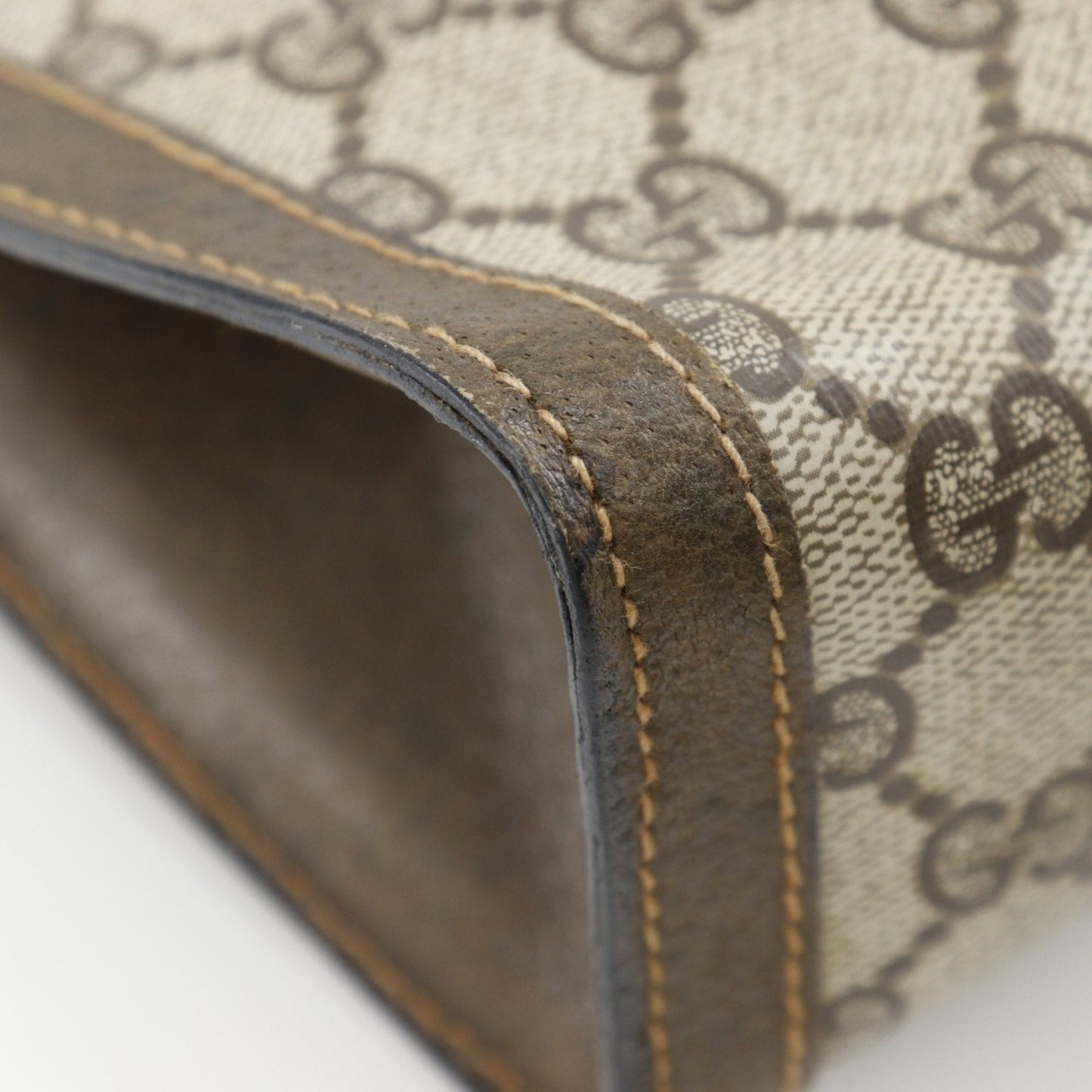 Gucci Brown Gg Plus Leather Clutch Bag Pouch ( )
