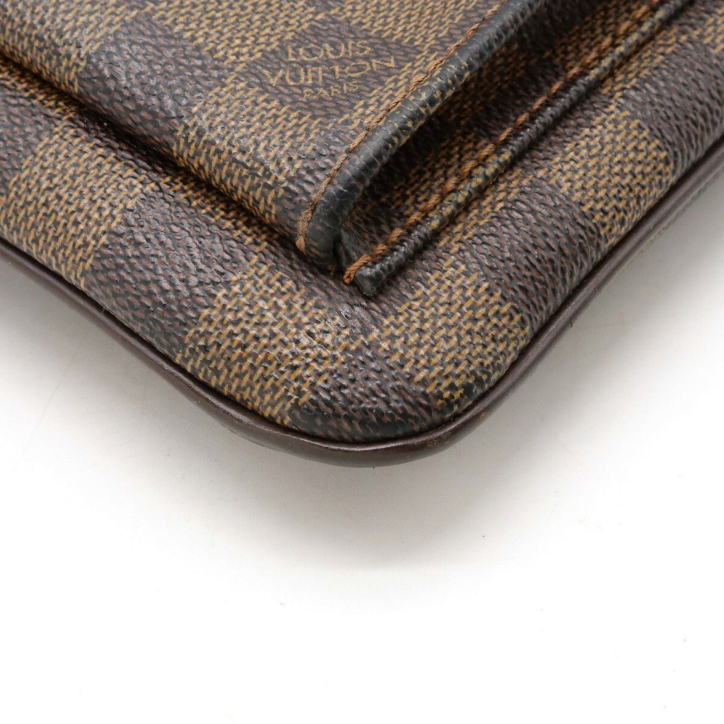 LOUIS VUITTON Damier Pochette Melville Shoulder Bag N51127