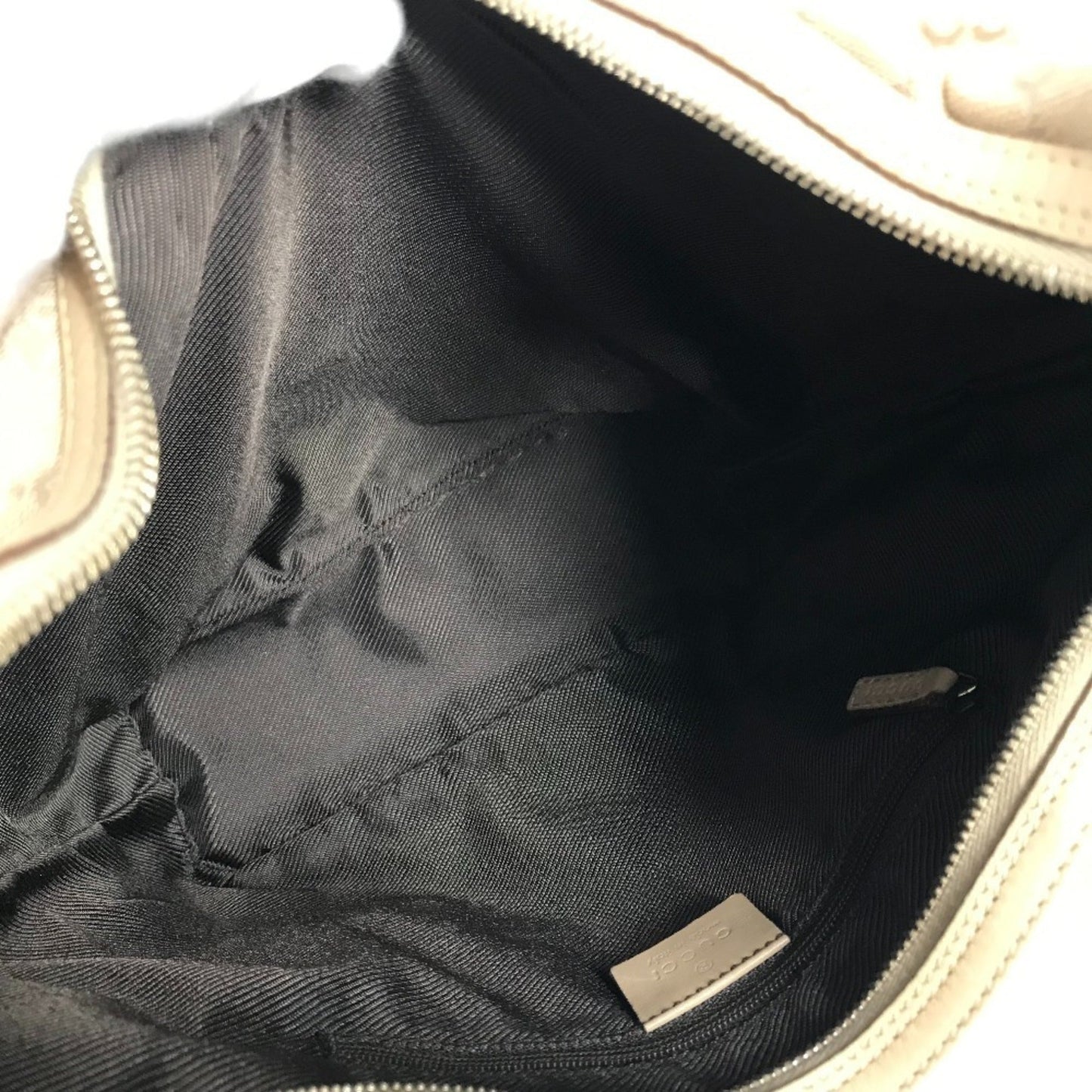 Gucci Beige Gg Canvas Shoulder Bag ( )
