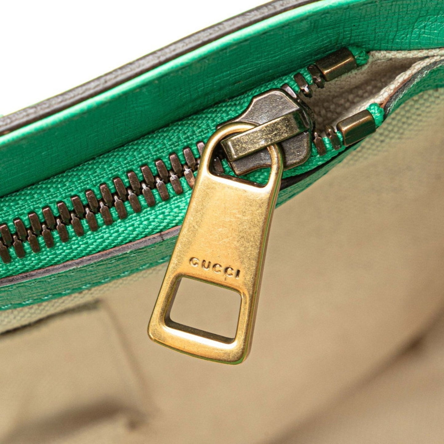 Gucci Green Leather Handbag Shoulder Bag ( )