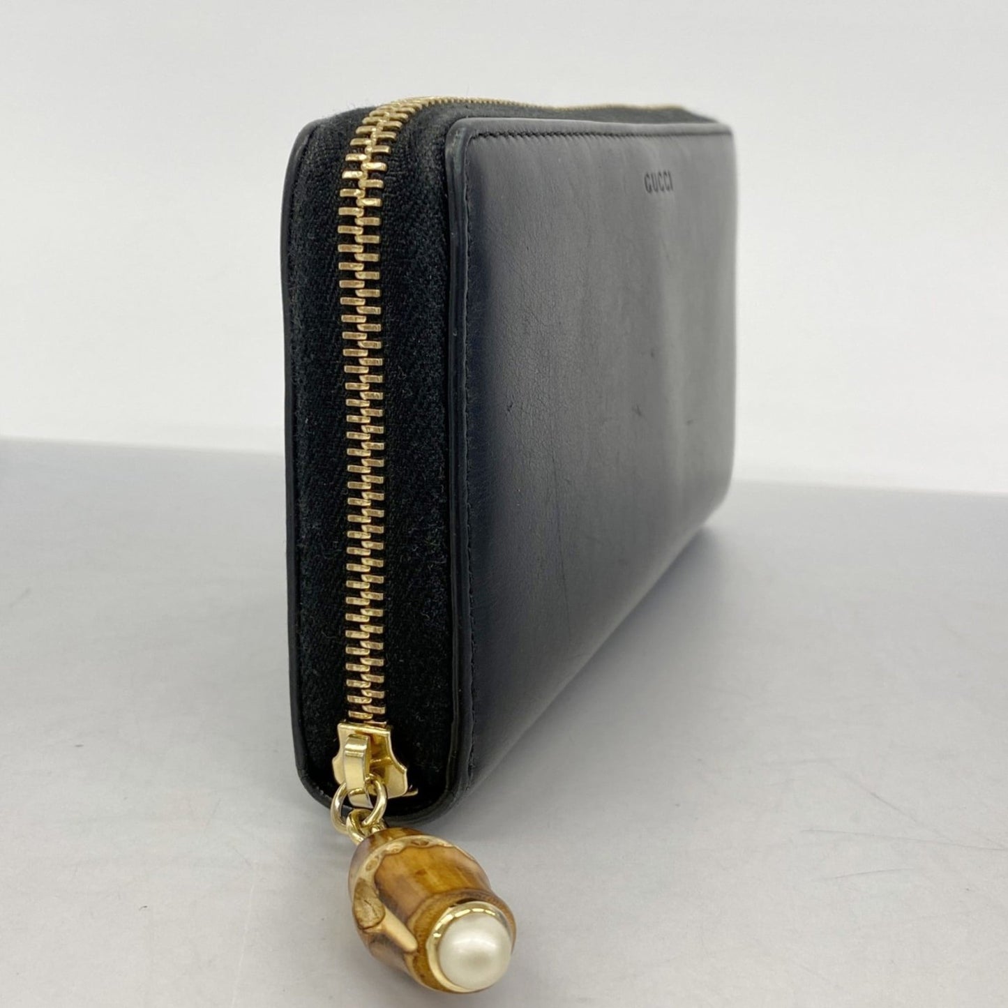 Gucci Black Leather Long Wallet (Bi-Fold) ( )