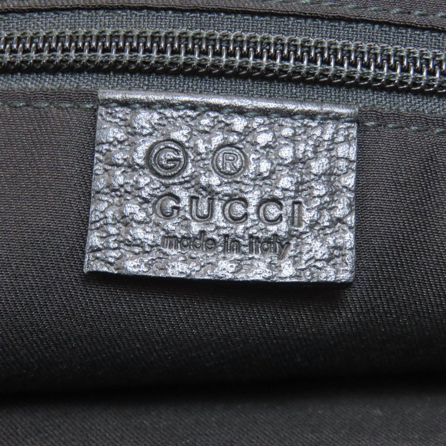 Gucci Black Nylon Shoulder Bag ( )