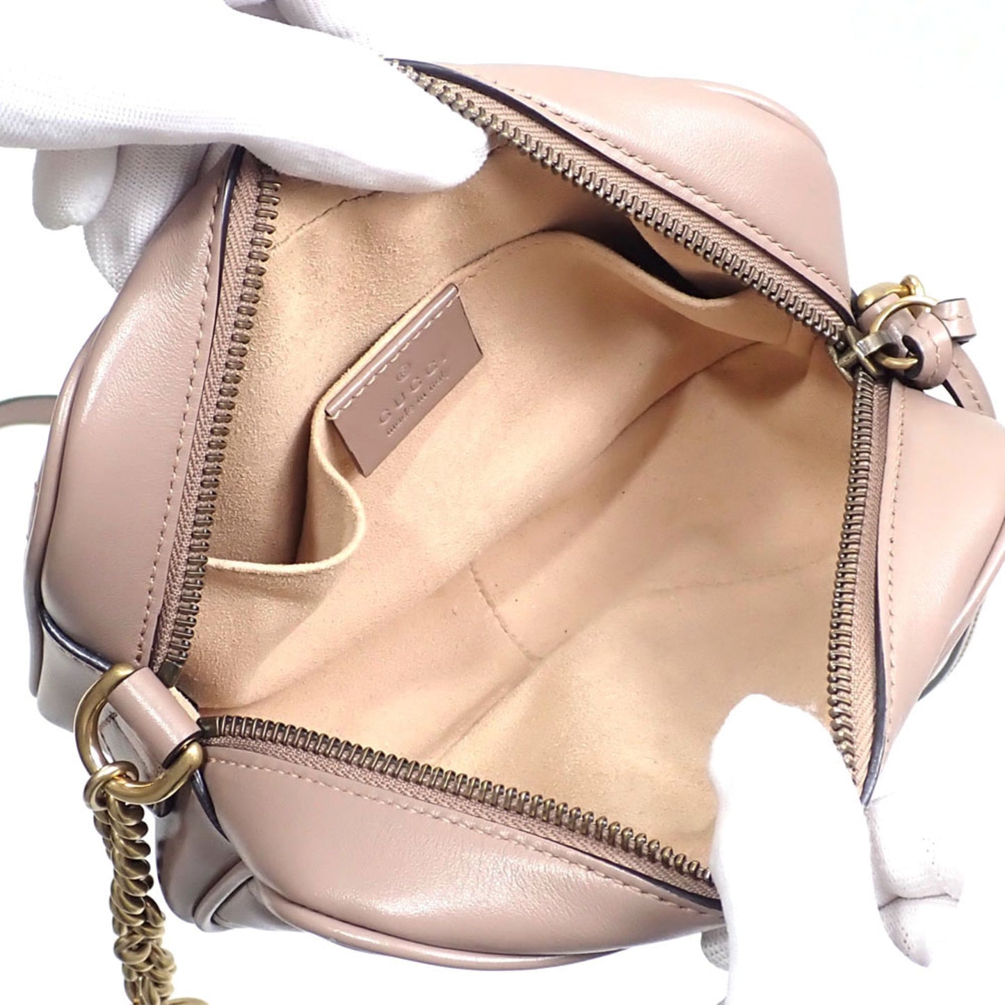 Gucci Beige Quilting Leather Shoulder Bag ( )