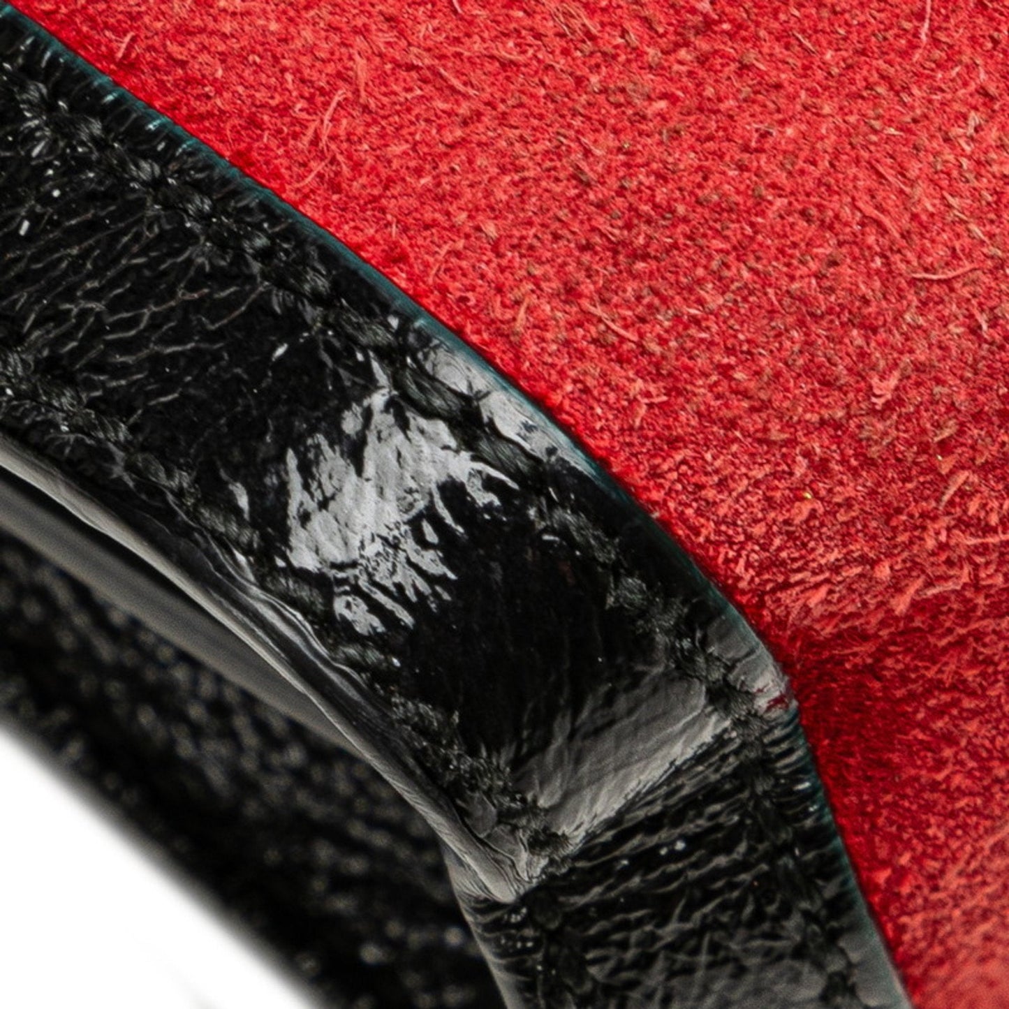 Gucci Black Red Color Leather Shoulder Bag ( )