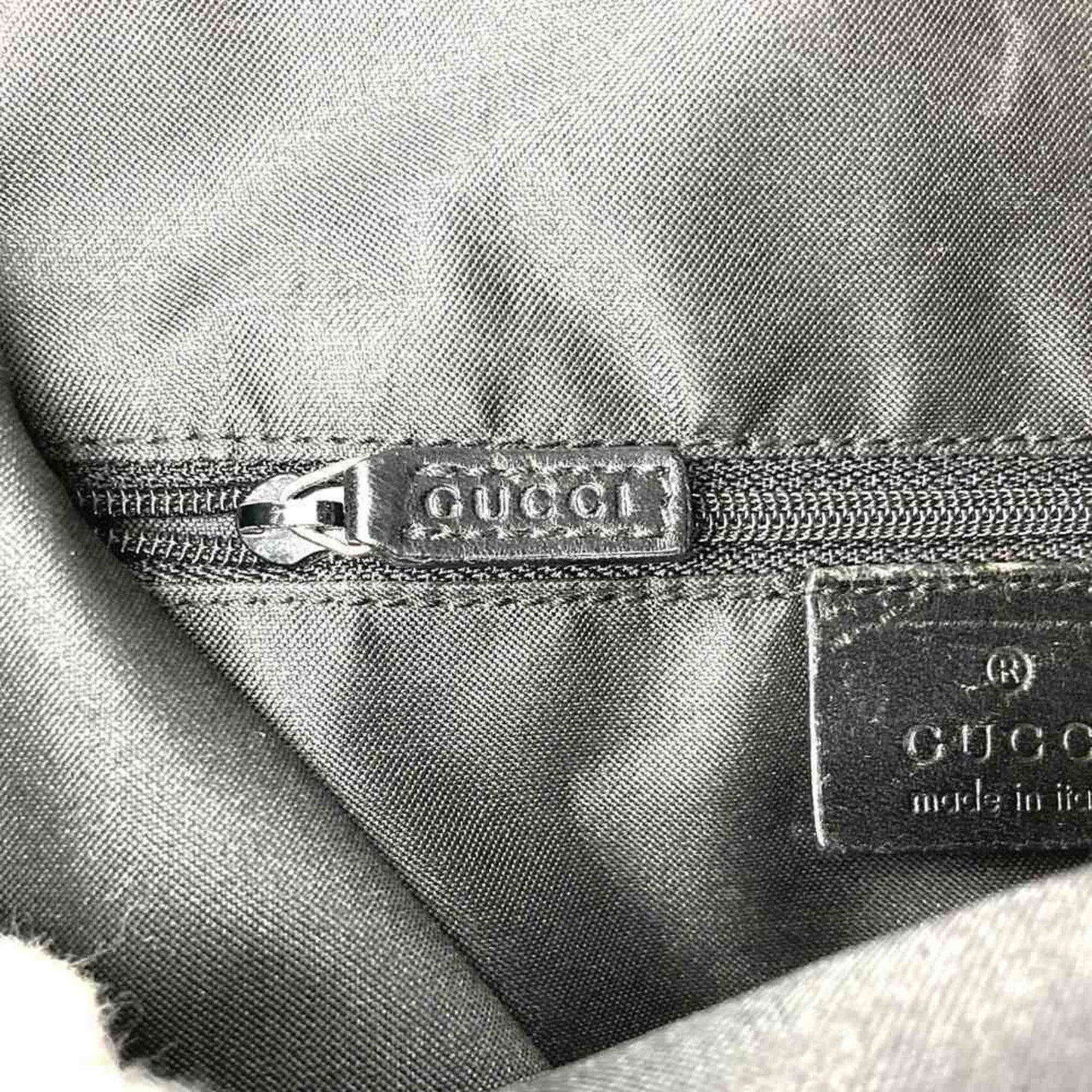 Gucci Black Nylon Leather Shoulder Bag ( )