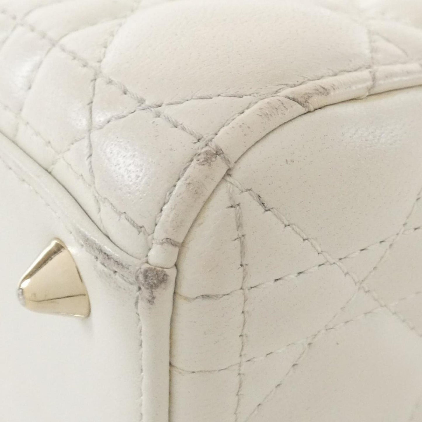 Christian Dior Gold Leather Handbag ()