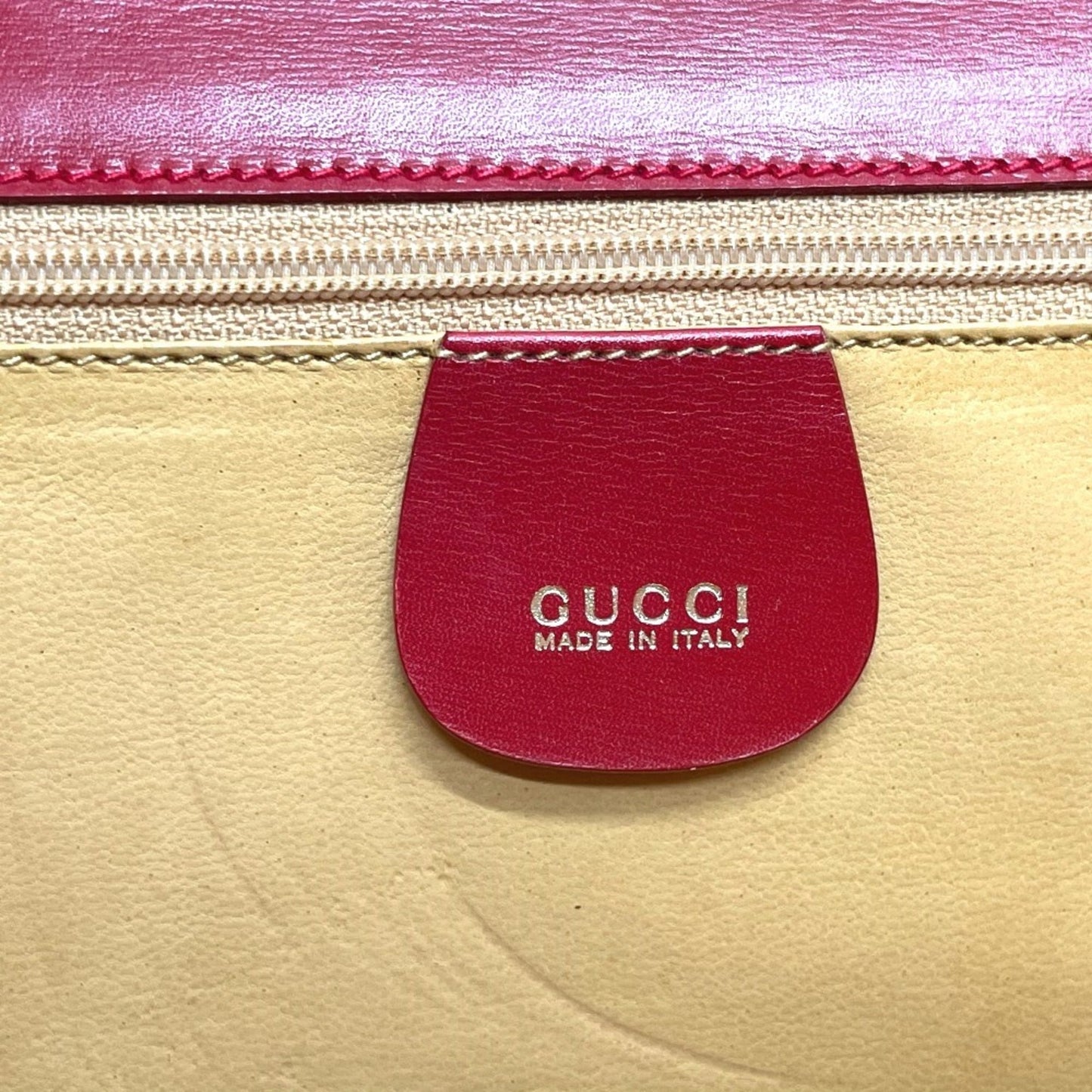 Gucci Red Leather Shoulder Bag ( )