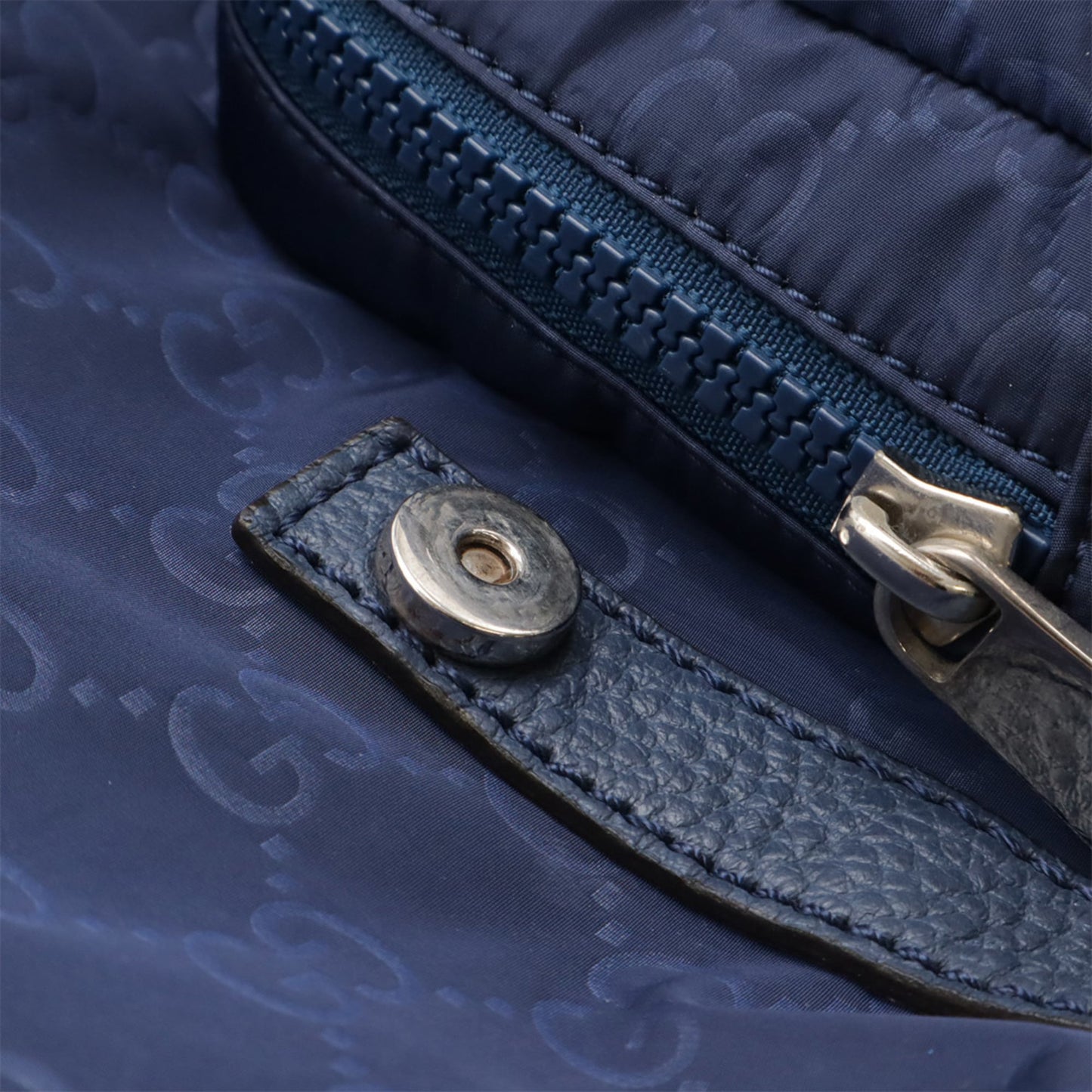 Gucci Navy Nylon Leather Backpack ( )