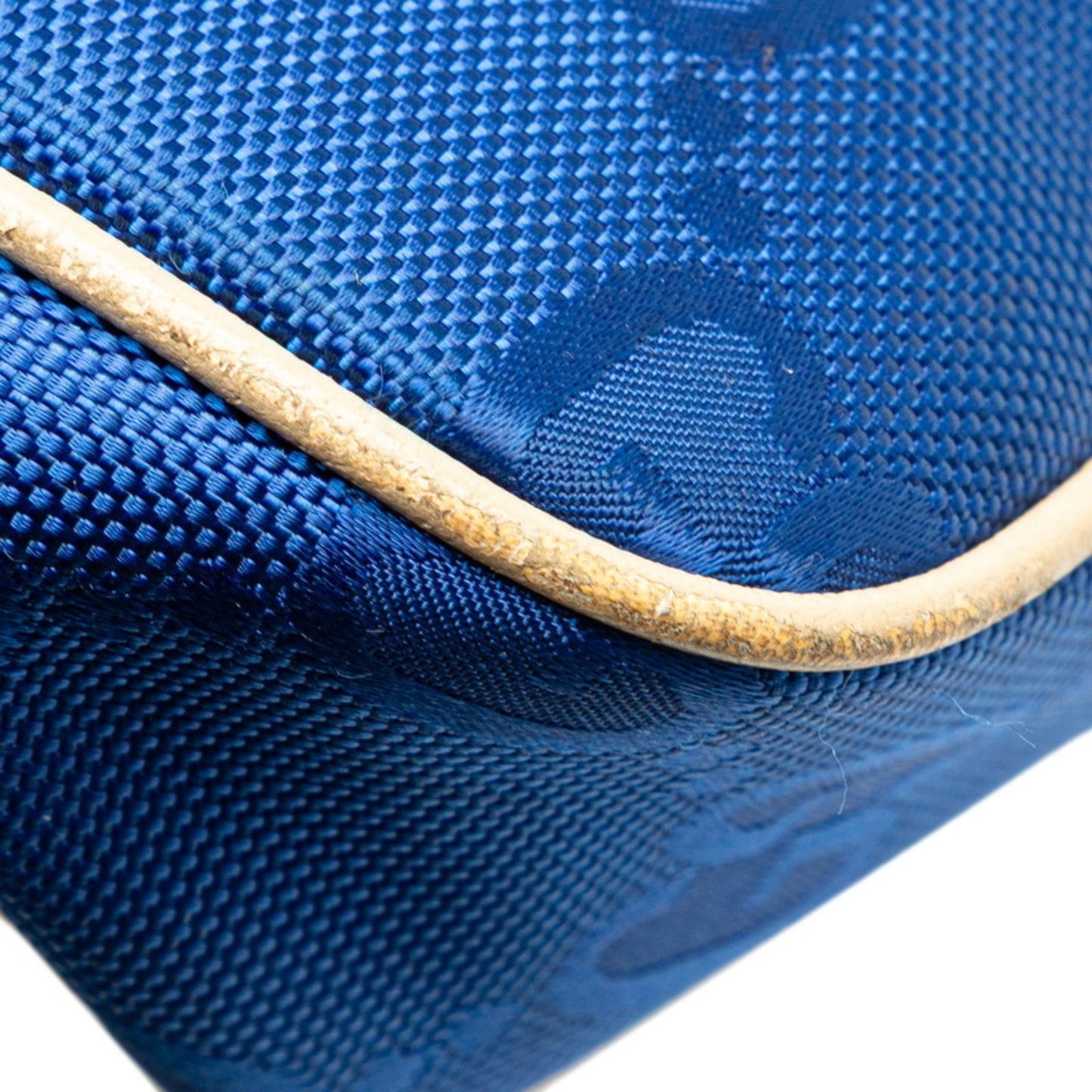 Gucci Beige Blue Nylon Leather Sling Bag ( )