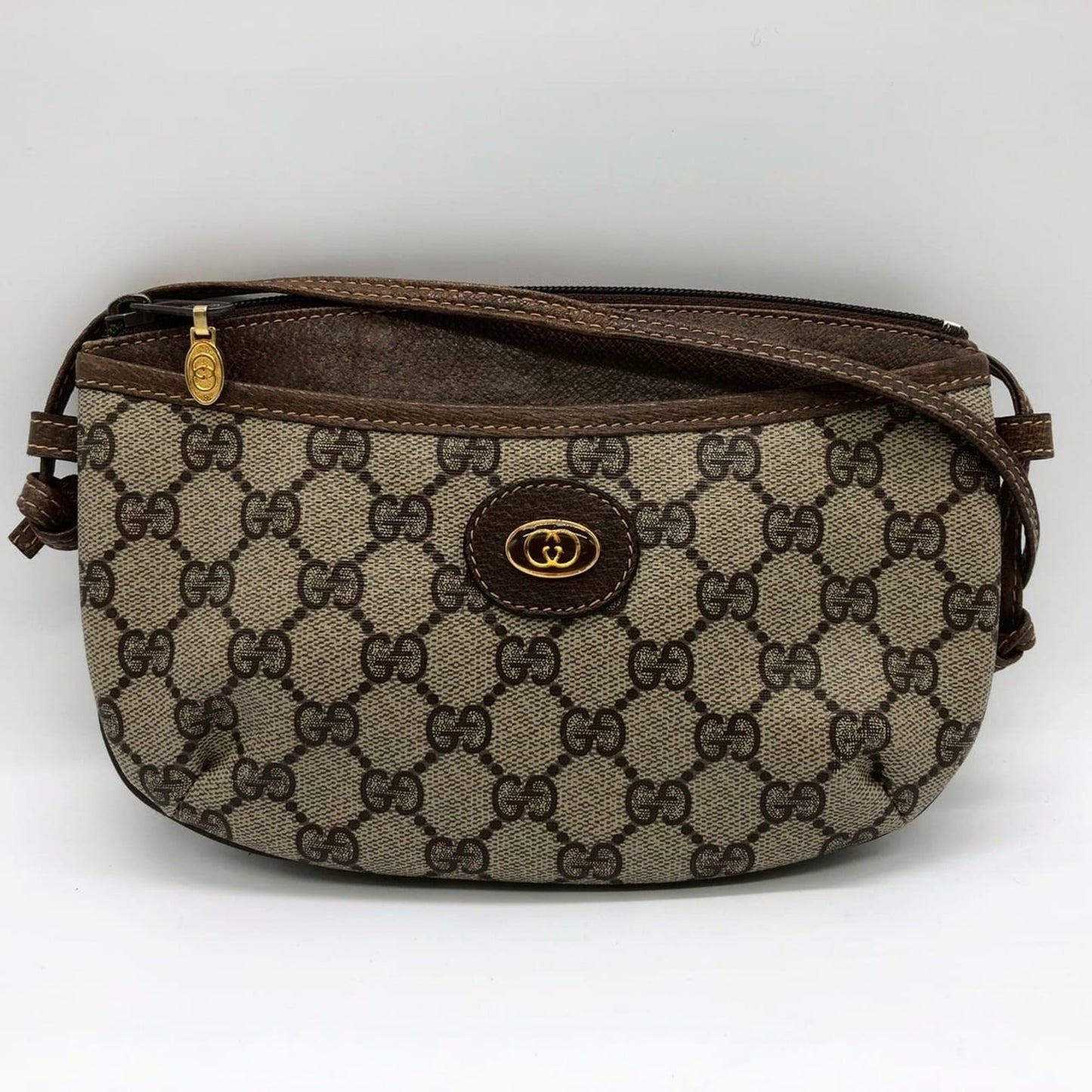 Gucci Brown Gg Supreme Shoulder Bag ( )