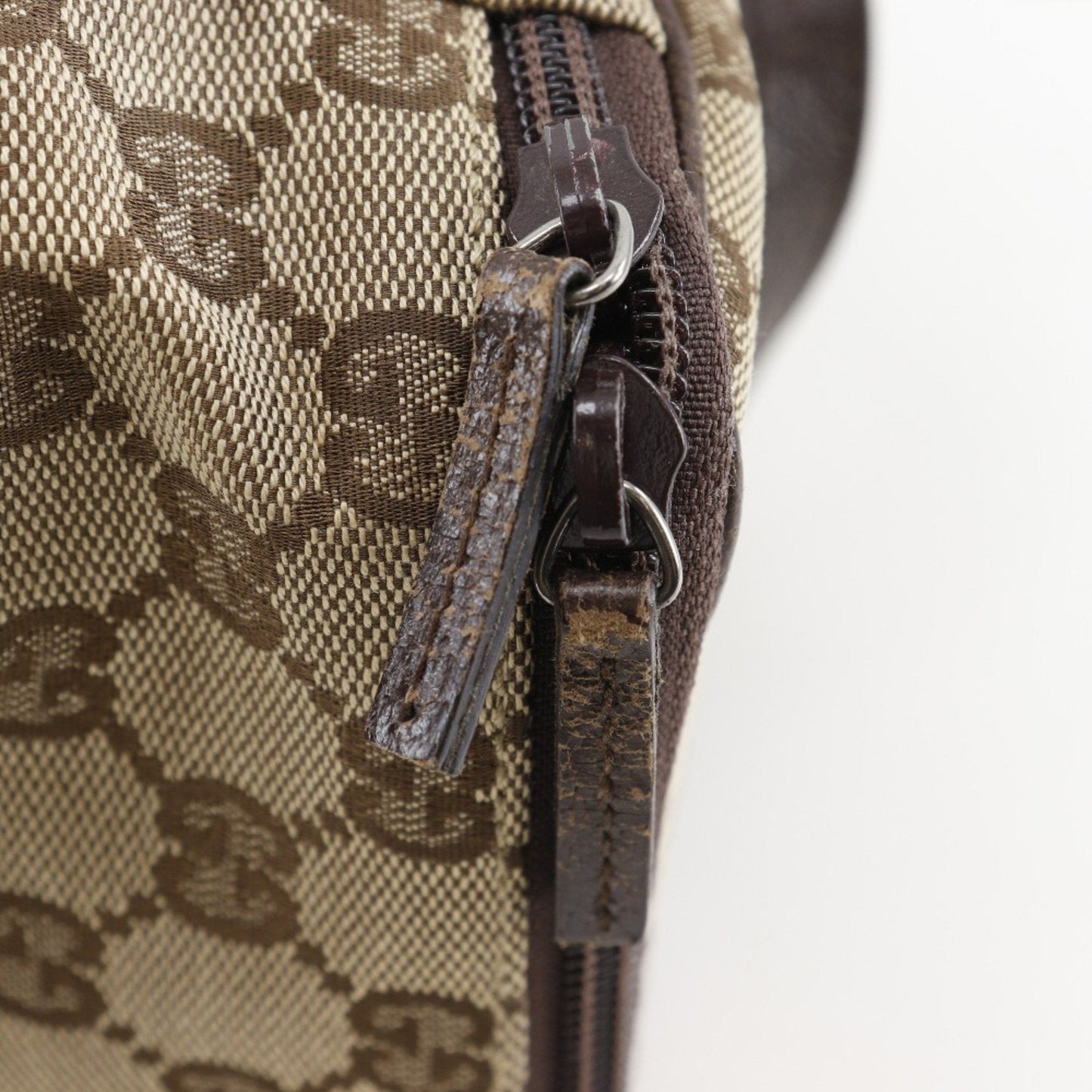 Gucci Beige Gg Canvas Handbag ( )