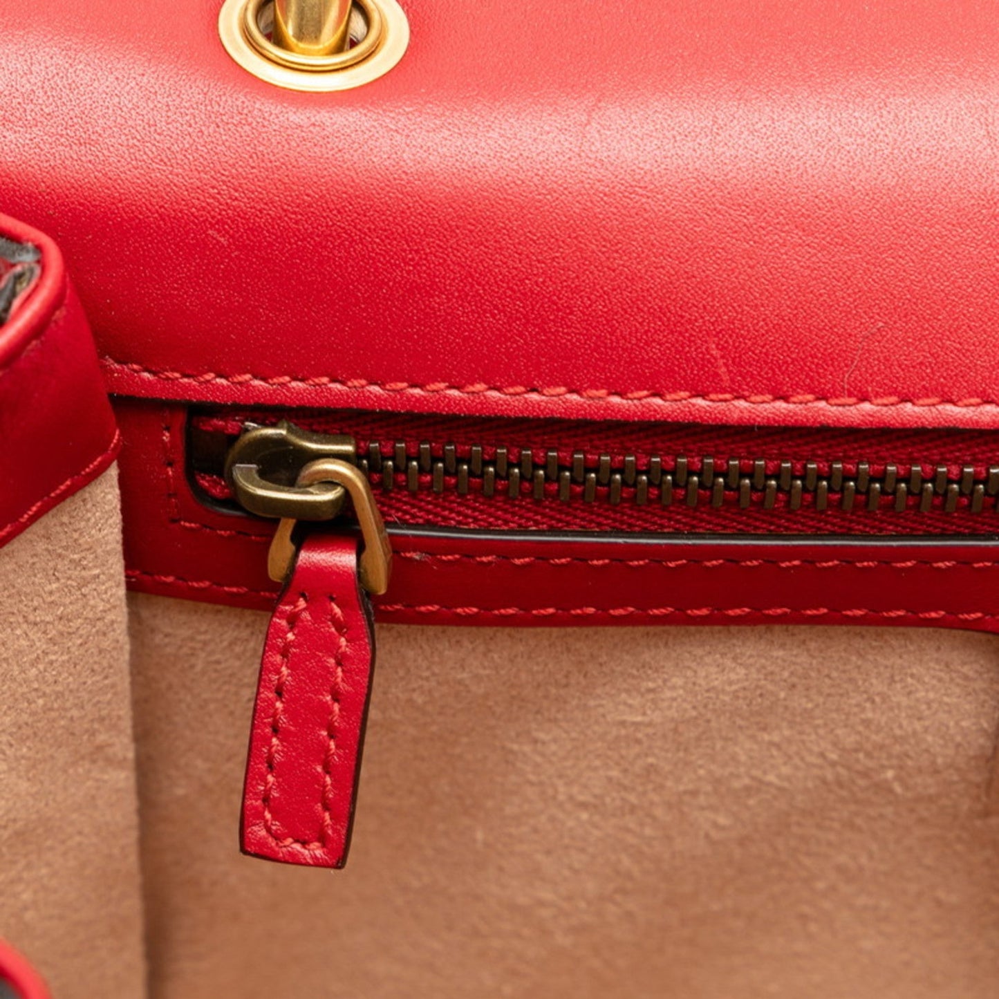Gucci Navy Red Color White Leather Shoulder Bag ( )