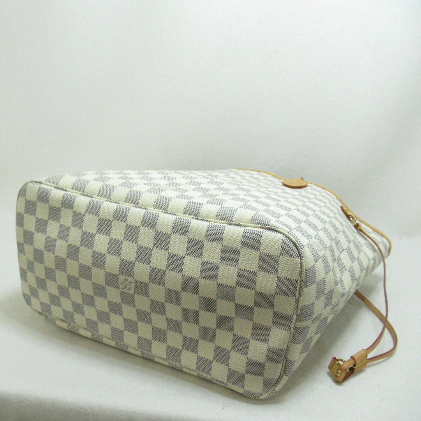 LOUIS VUITTON Neverfull MM Ivory Damier Azur PVC coated canvas Tote