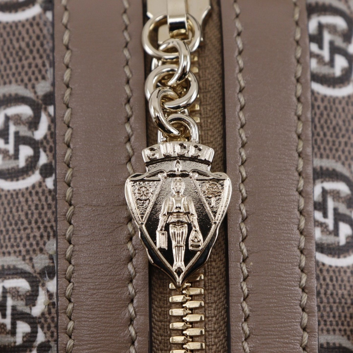 Gucci Brown Pvc Leather Handbag ( )