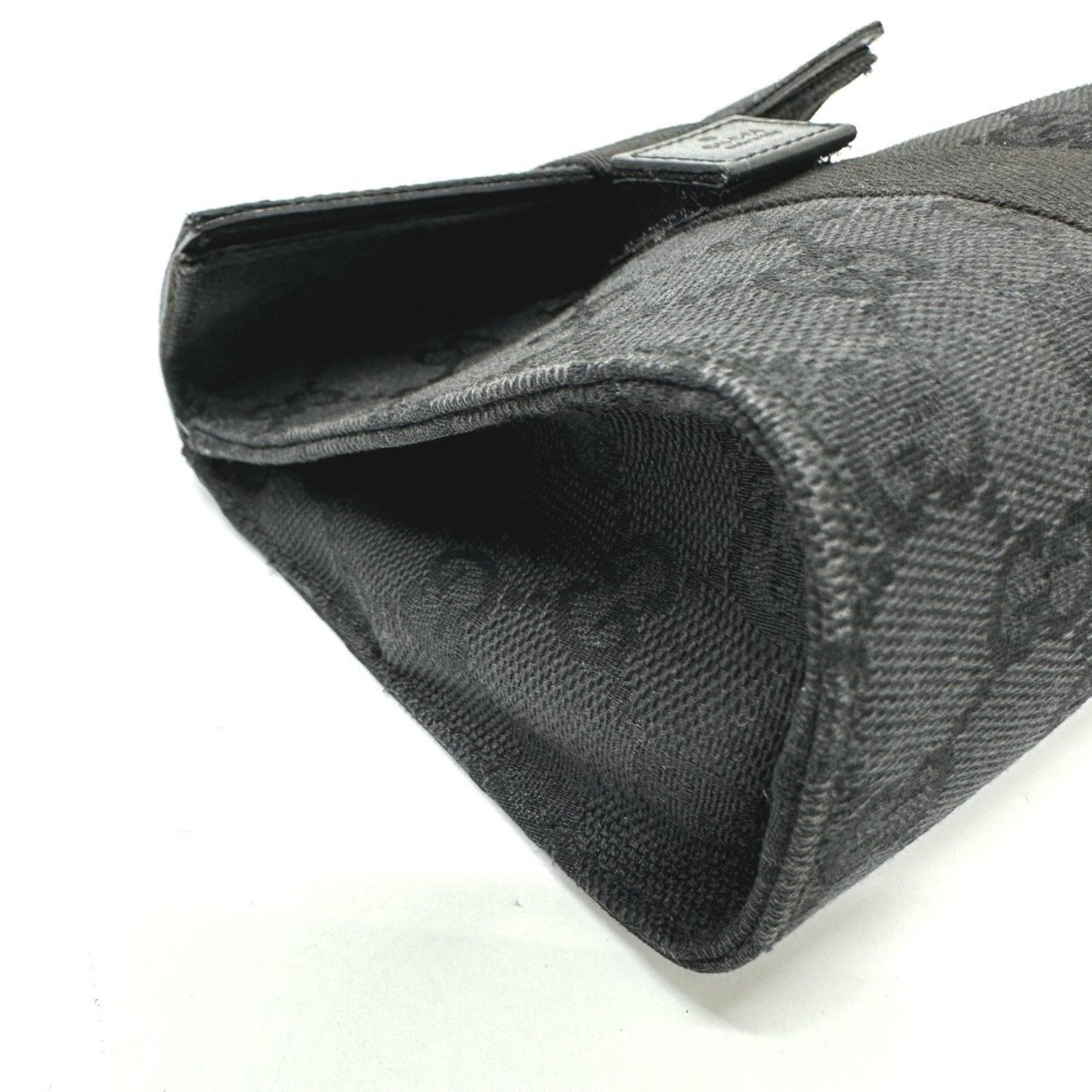 Gucci Black Gg Canvas Pouch ( )