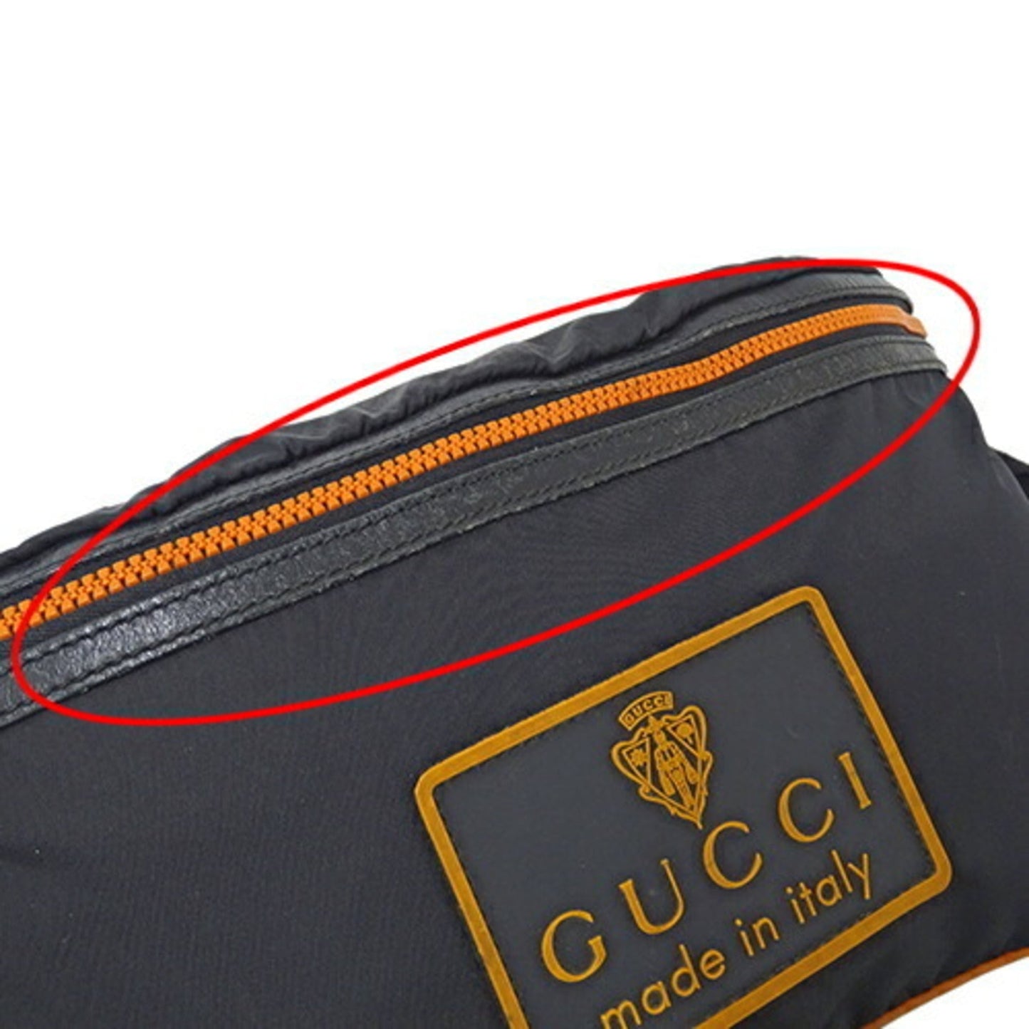 Gucci Black Nylon Sling Bag ( )