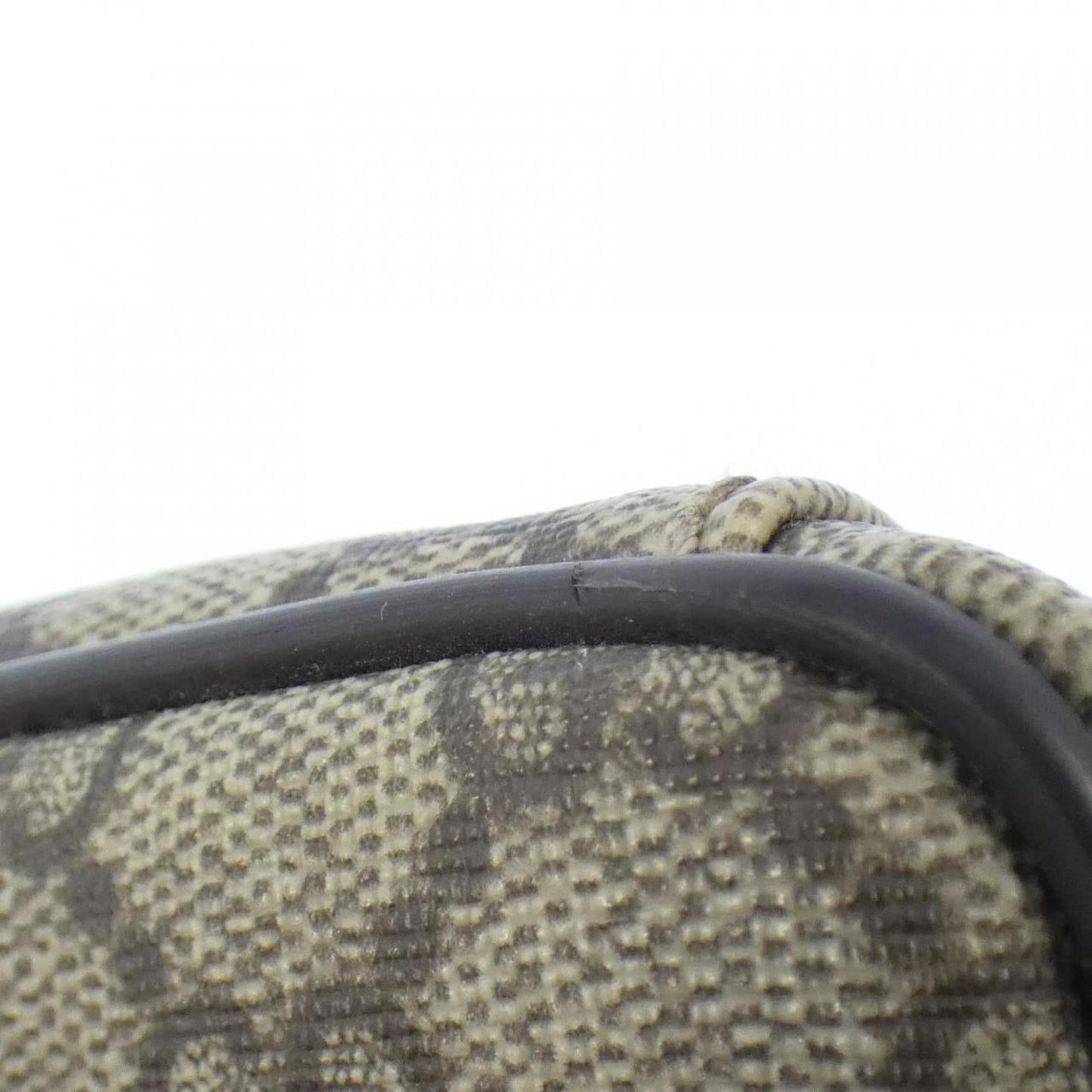 Gucci Leather Shoulder Bag