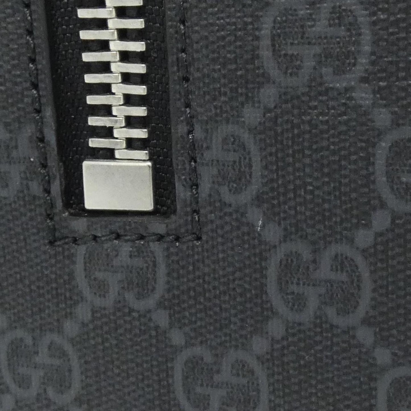 Gucci Black Gray Gg Supreme Canvas Clutch Bag Pouch ( )