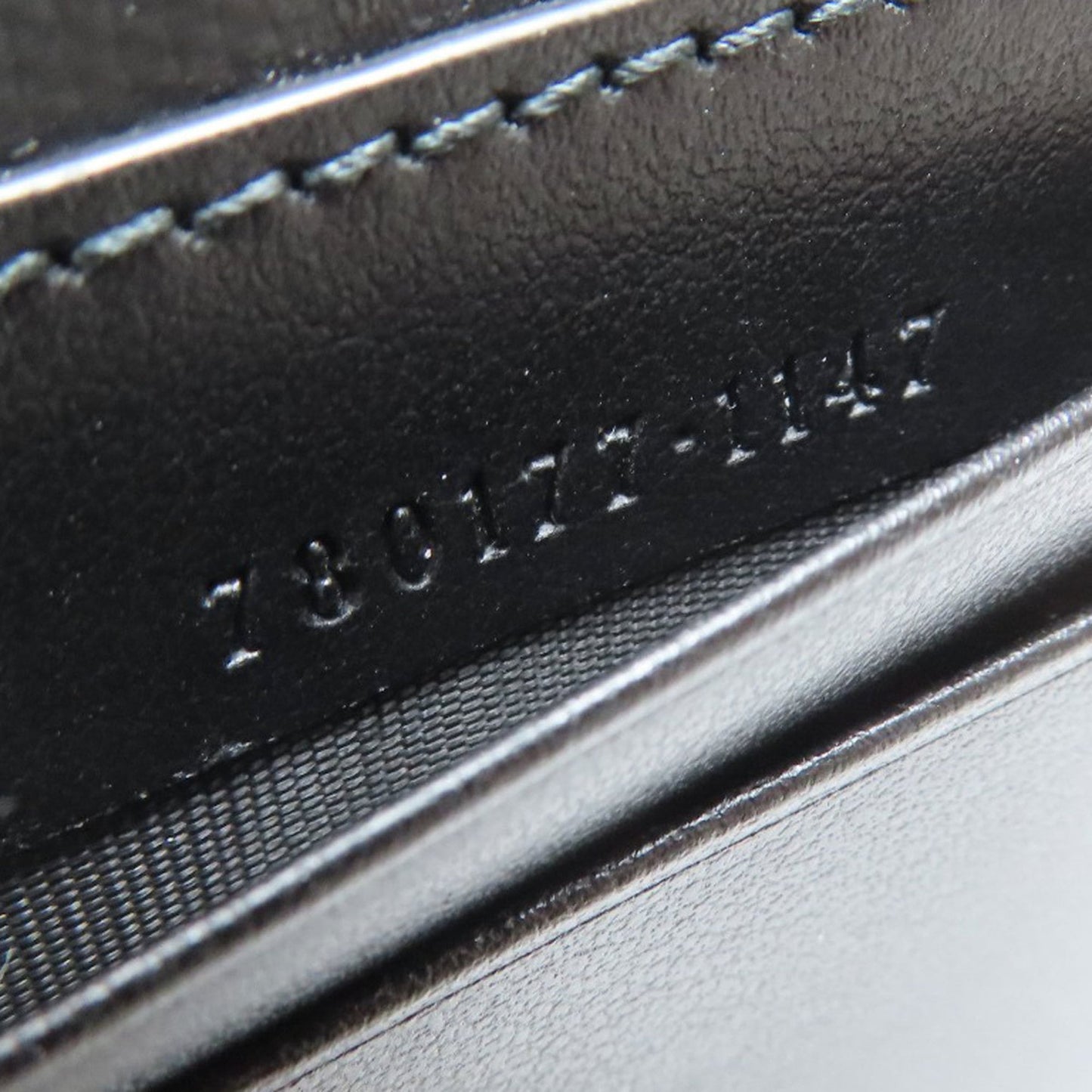 Gucci Black Leather Pouch ( )
