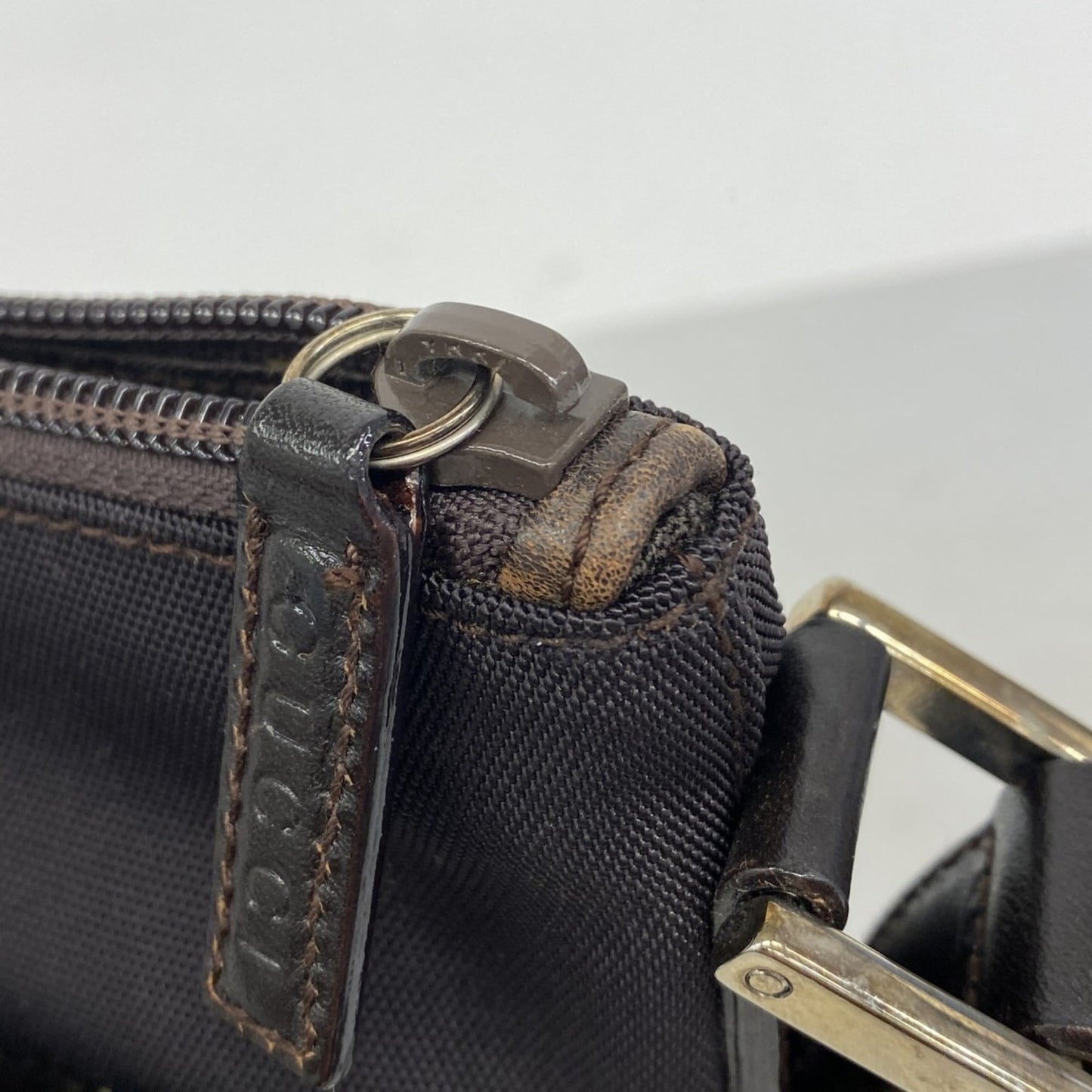 Gucci Brown Nylon Shoulder Bag ( )